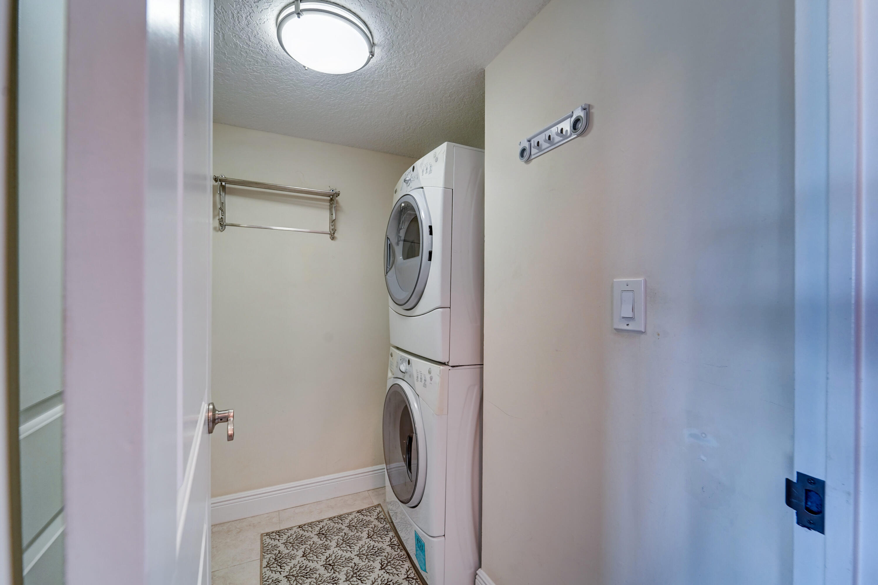 2500 E LAS OLAS #403, Fort Lauderdale FL 33301