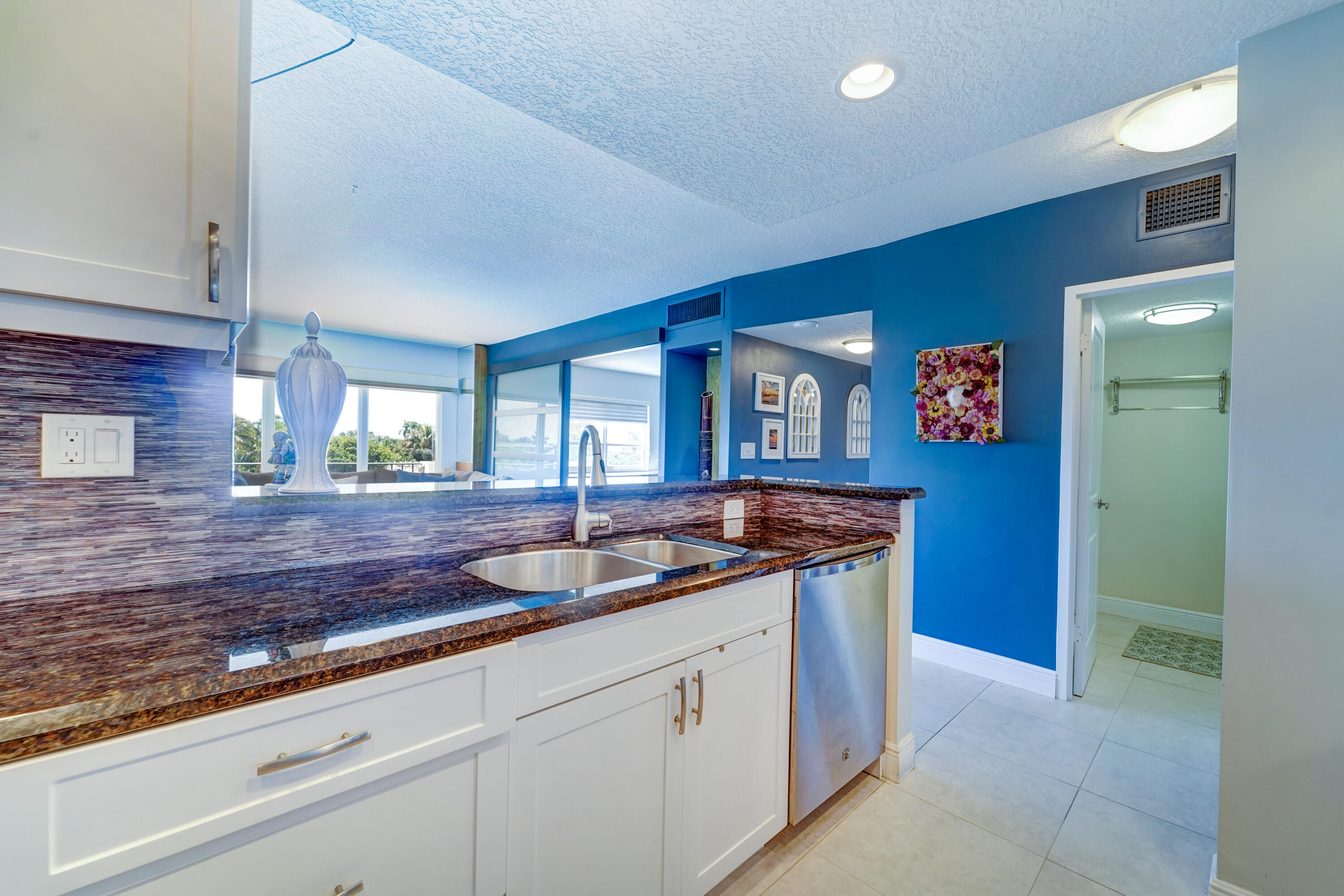 2500 E LAS OLAS #403, Fort Lauderdale FL 33301