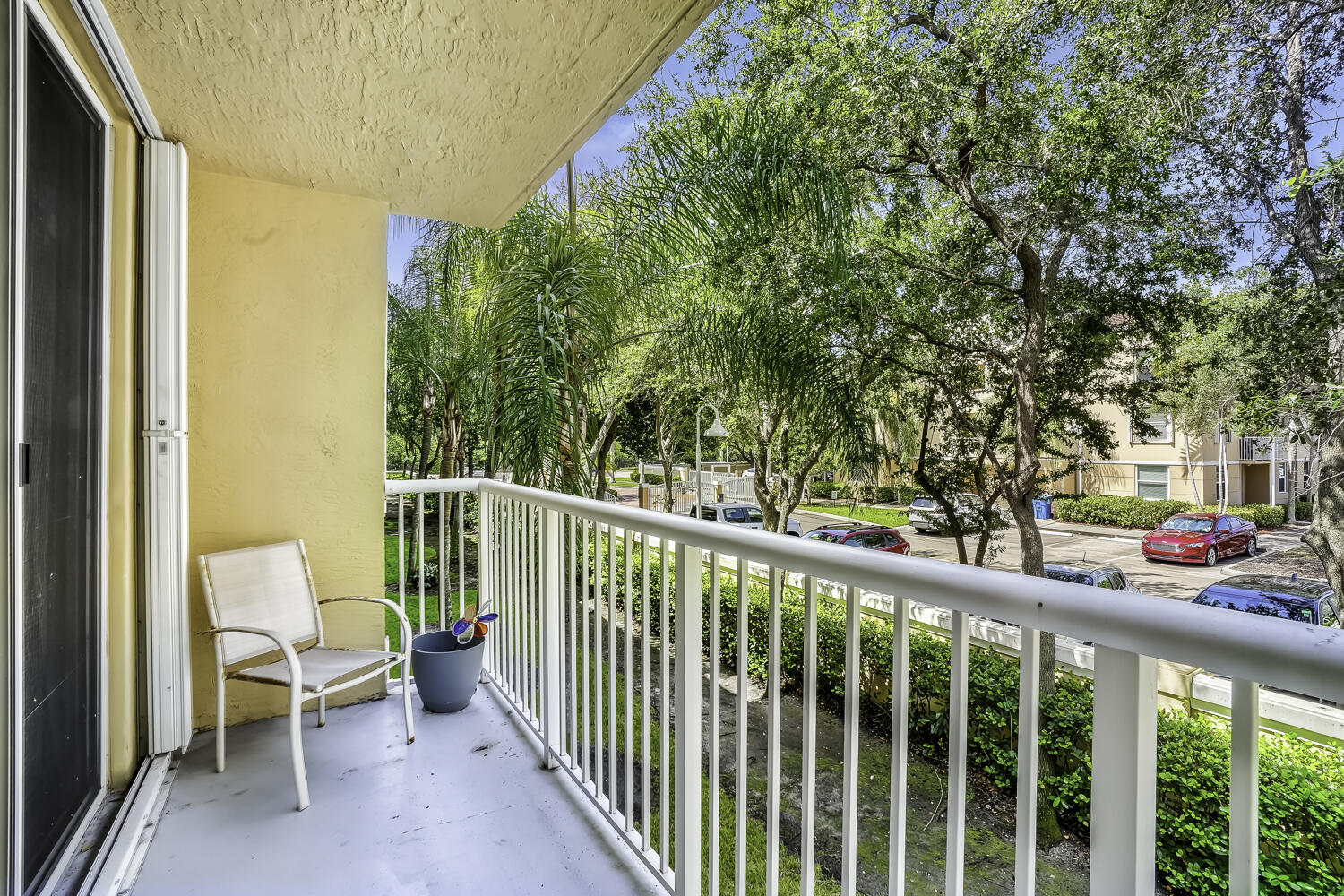 609 E SHERIDAN #208, Dania Beach FL 33004