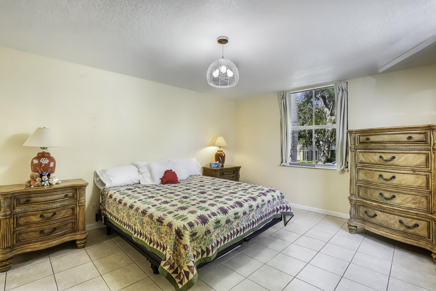 609 E SHERIDAN #208, Dania Beach FL 33004