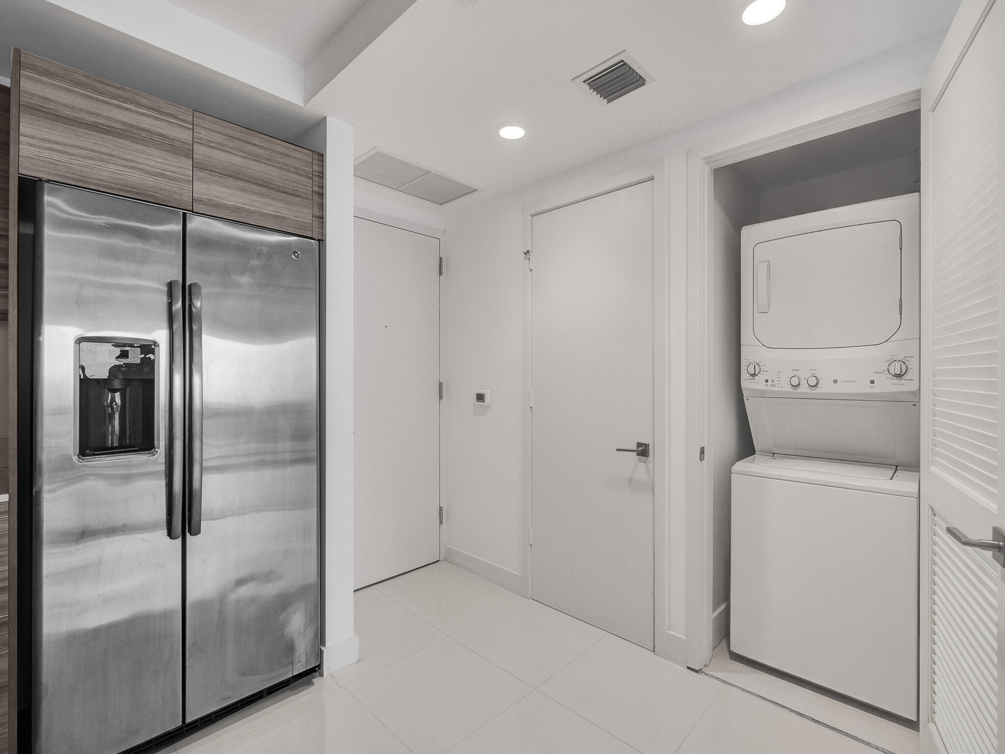 121 NE 34TH #1210, Miami FL 33137