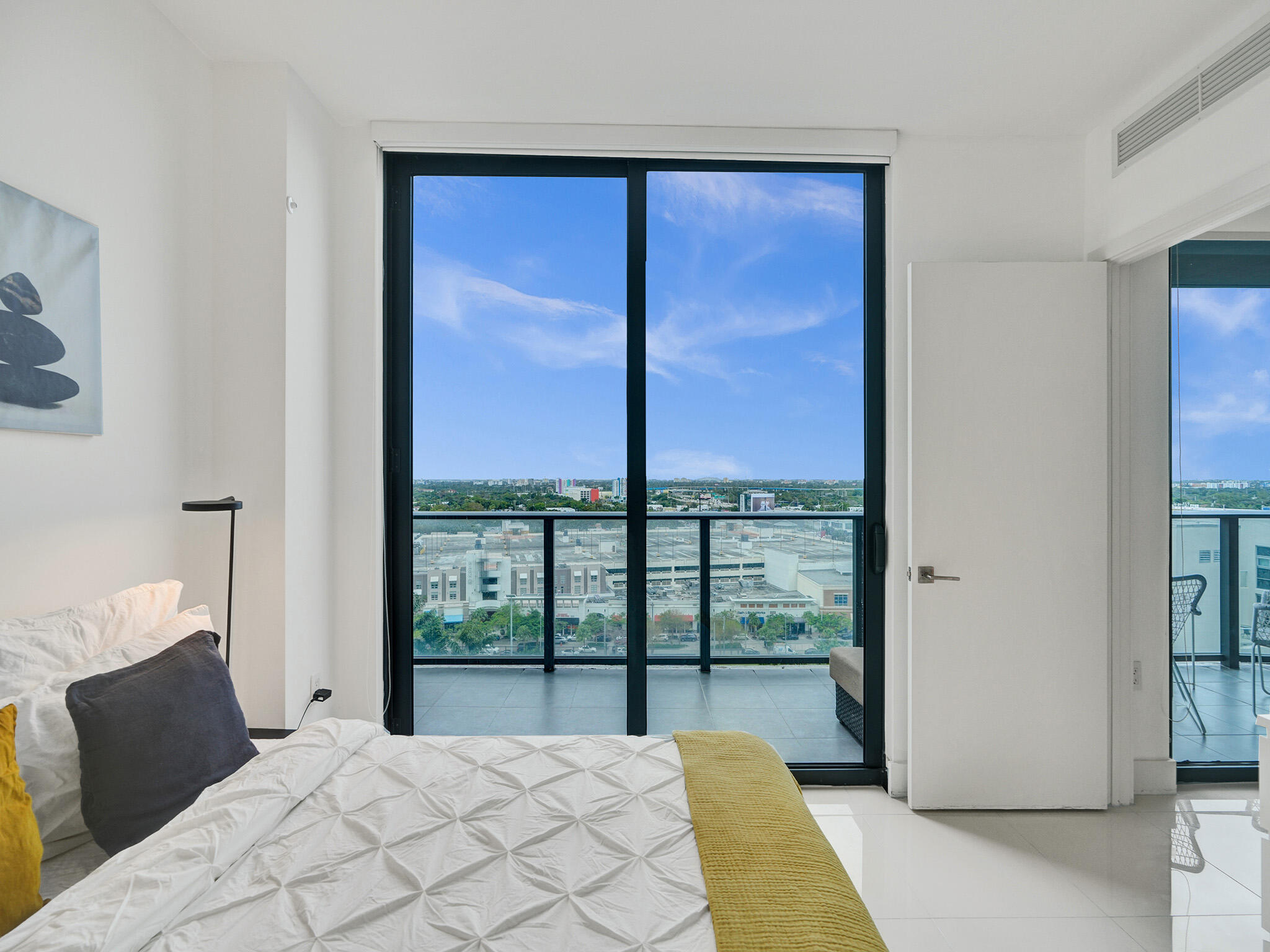 121 NE 34TH #1210, Miami FL 33137