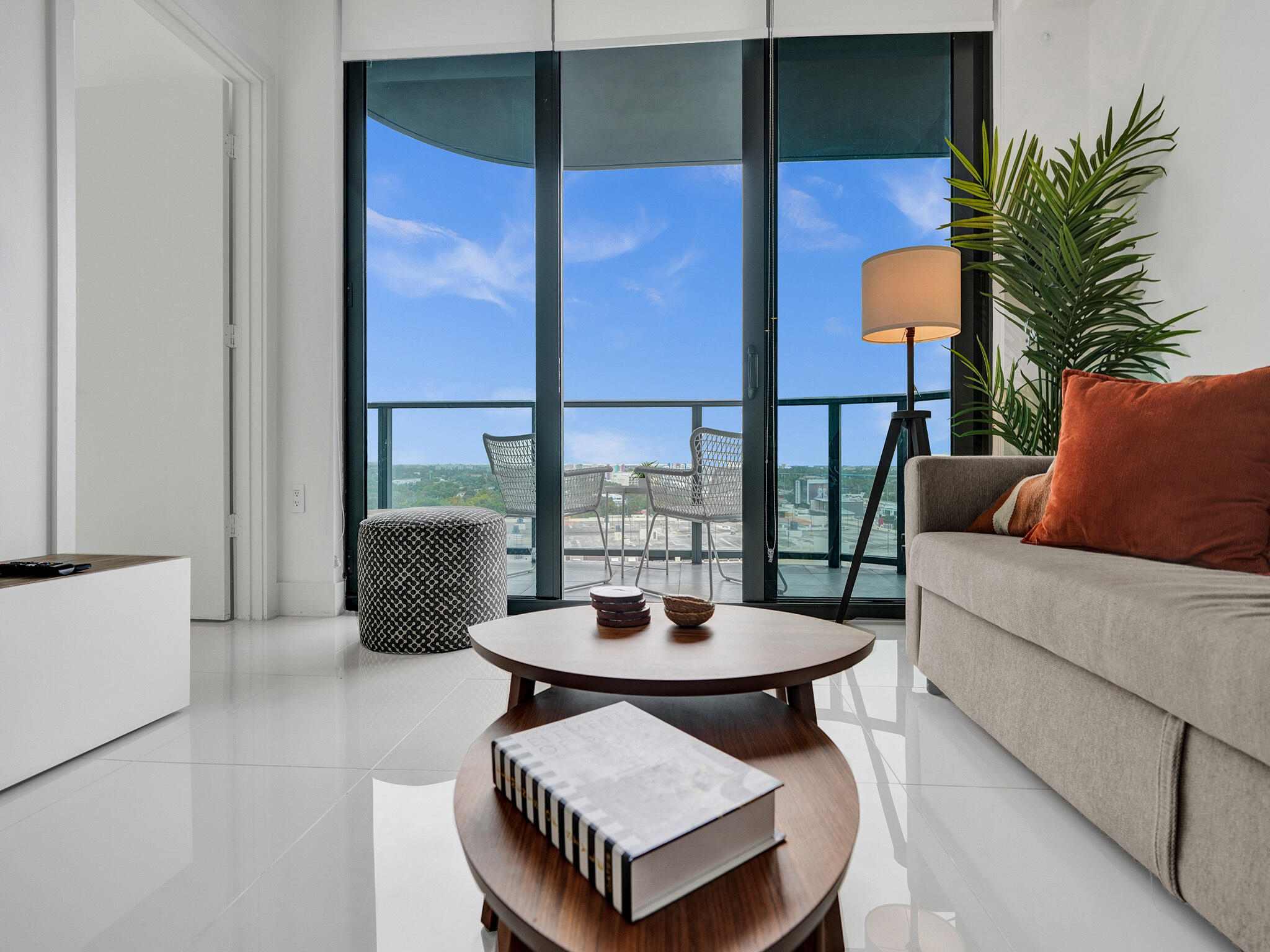 121 NE 34TH #1210, Miami FL 33137