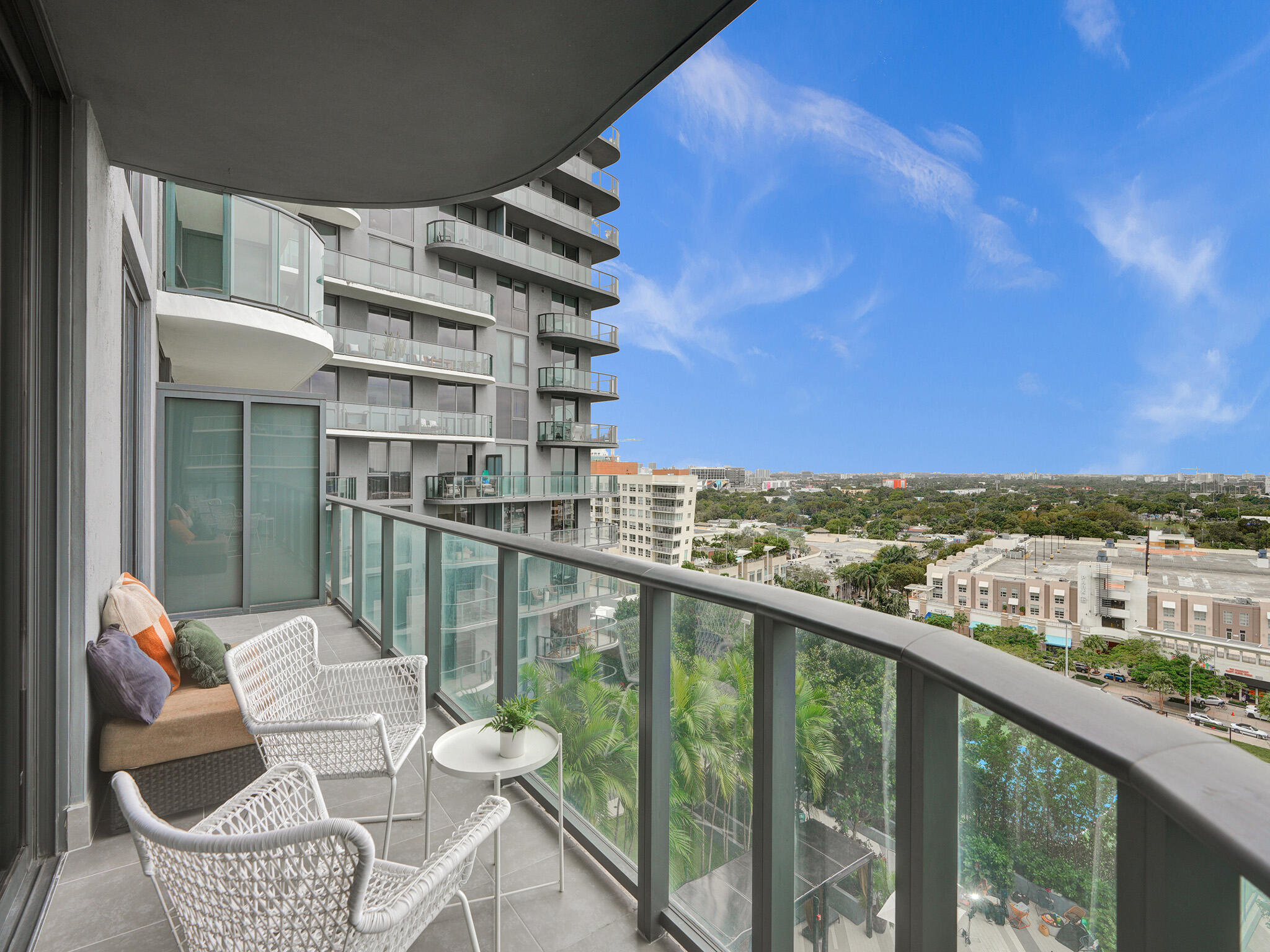 121 NE 34TH #1210, Miami FL 33137