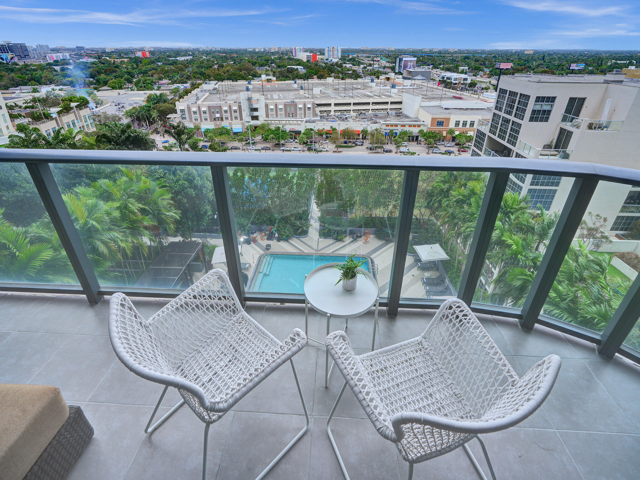 121 NE 34TH #1210, Miami FL 33137