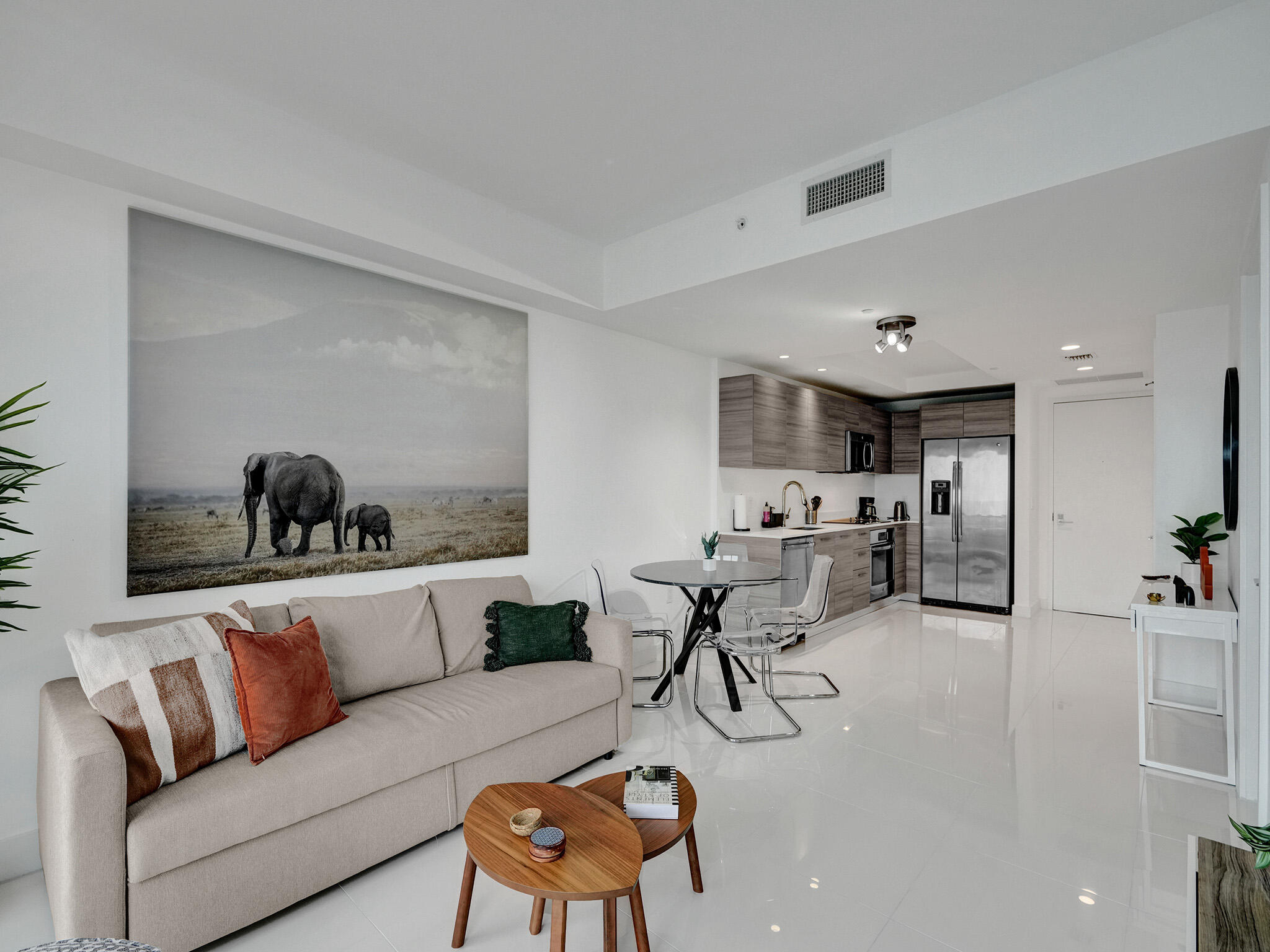 121 NE 34TH #1210, Miami FL 33137