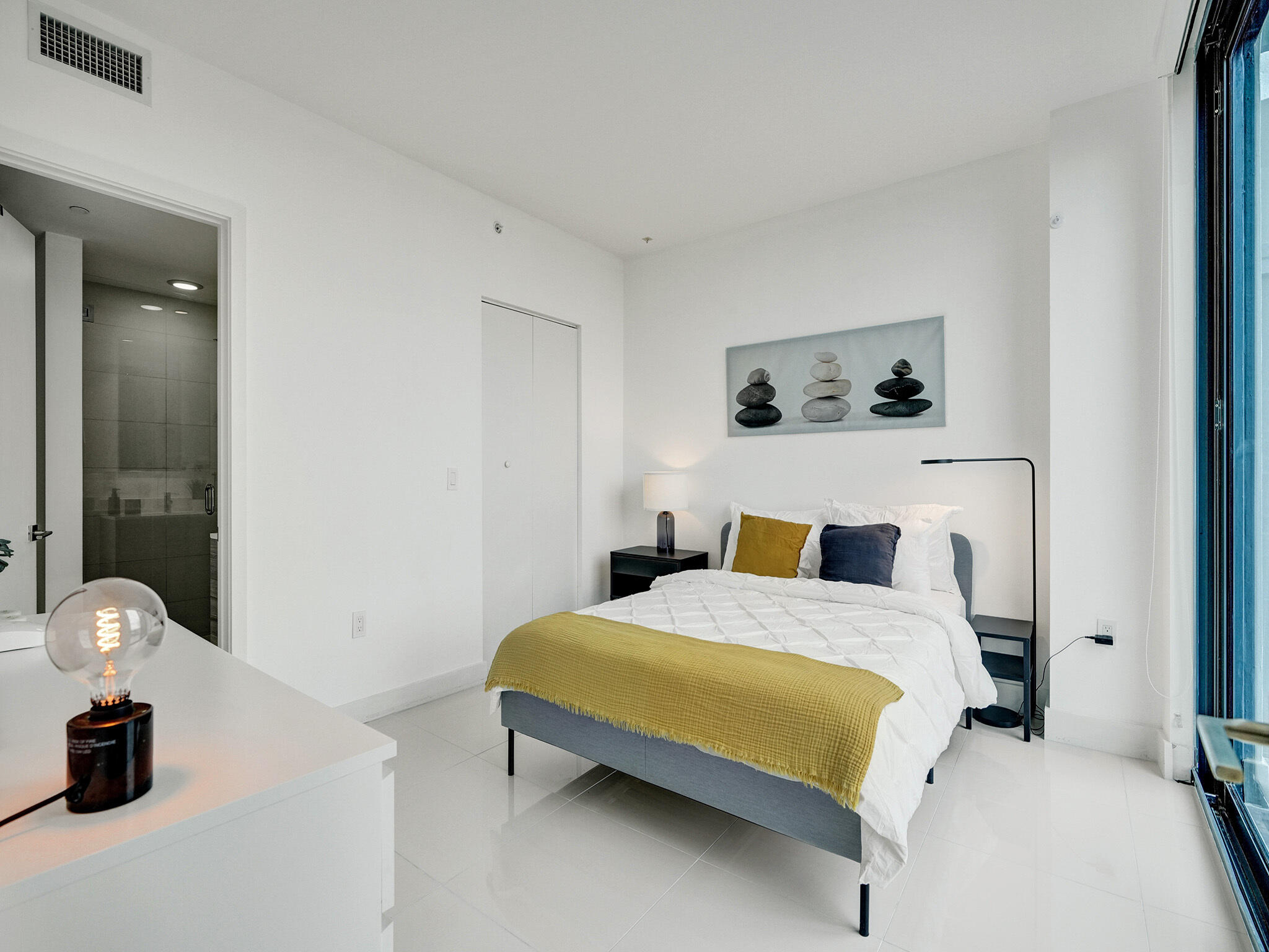 121 NE 34TH #1210, Miami FL 33137