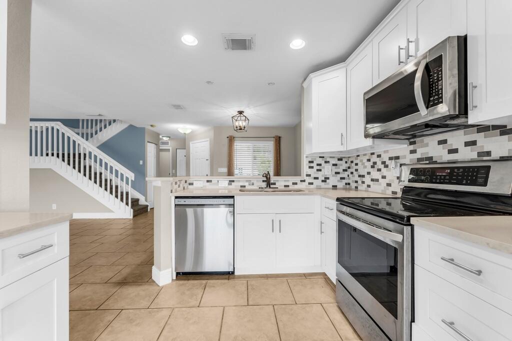 6215 Eaton, West Palm Beach FL 33411