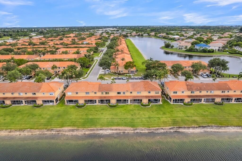6215 Eaton, West Palm Beach FL 33411