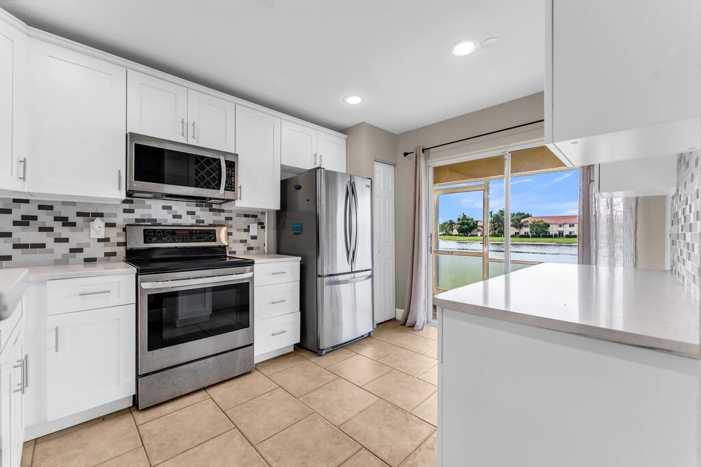 6215 Eaton, West Palm Beach FL 33411