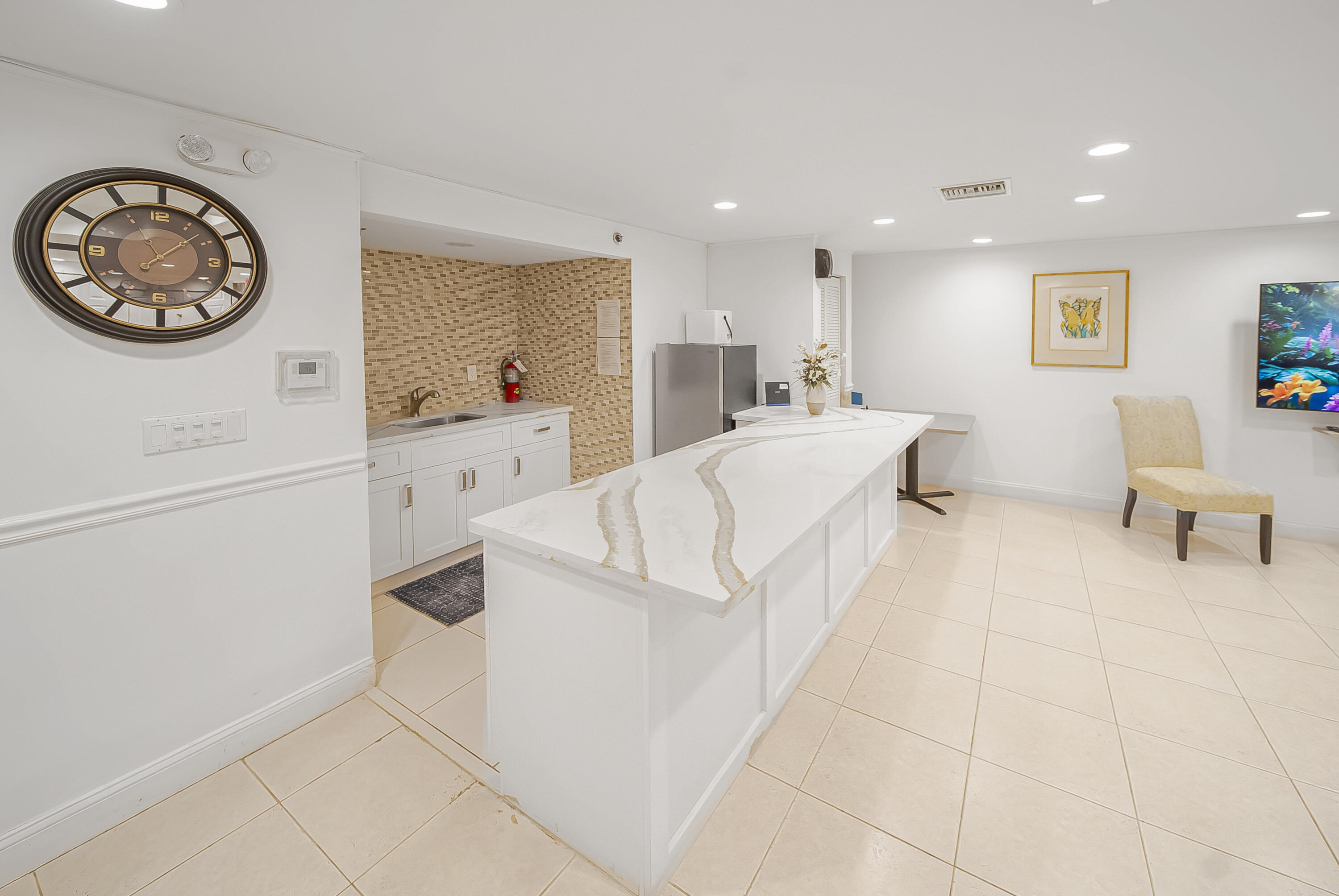 16300 Golf Club #114, Weston FL 33326