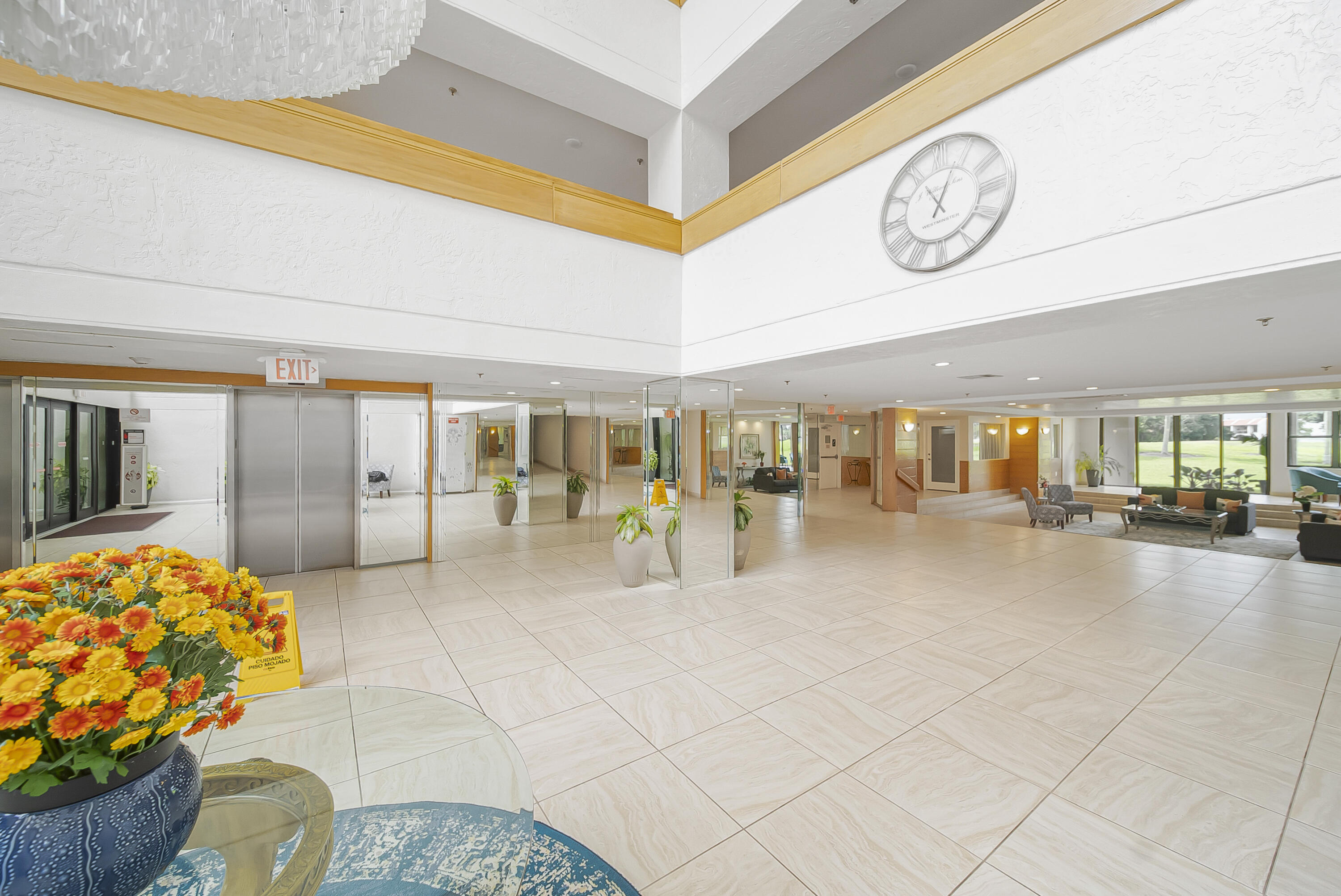 16300 Golf Club #114, Weston FL 33326