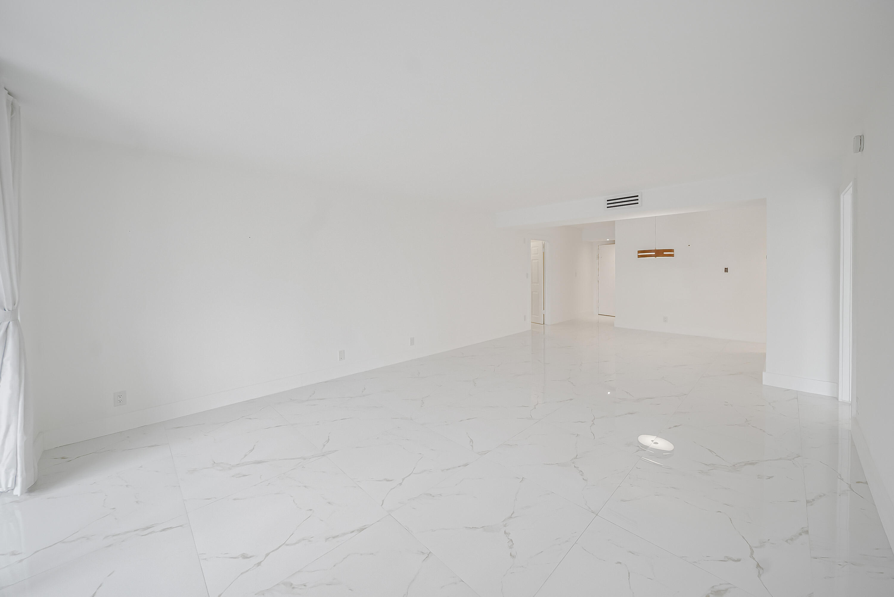16300 Golf Club #114, Weston FL 33326