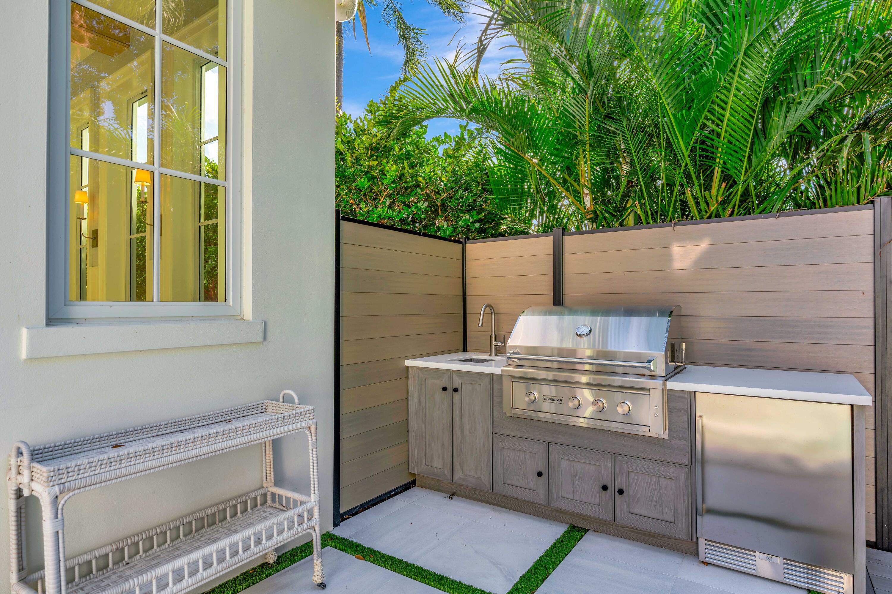185 Birkdale, Jupiter FL 33458