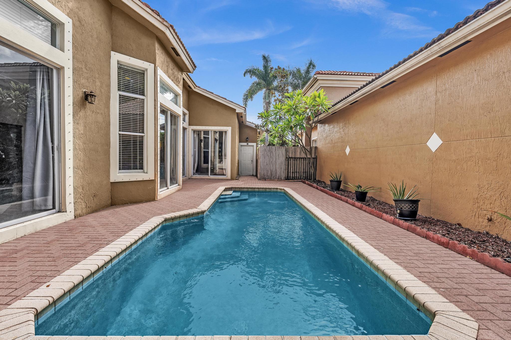 5828 NW 121st, Coral Springs FL 33076