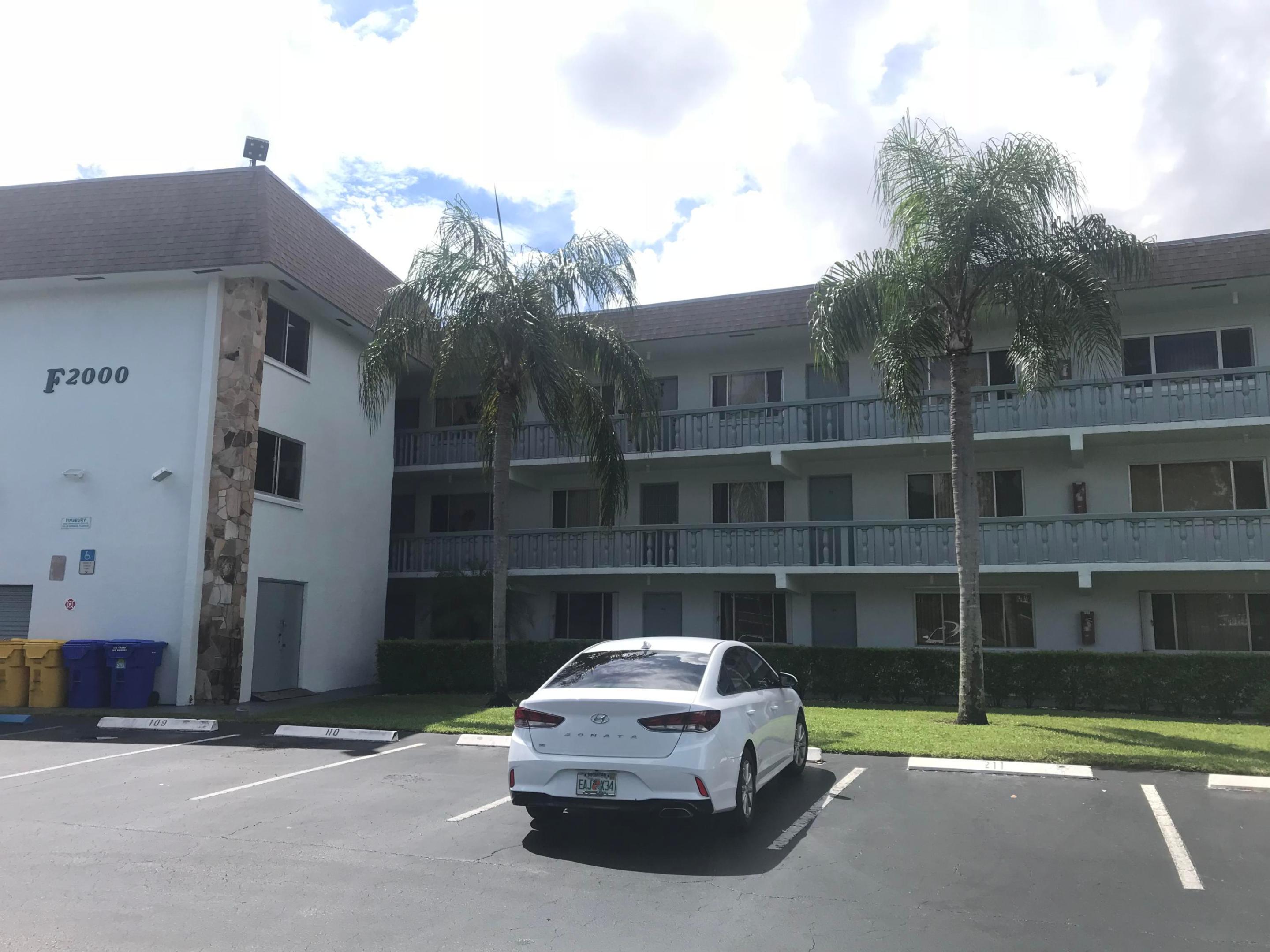2000 SPRINGDALE #210, Palm Springs FL 33461