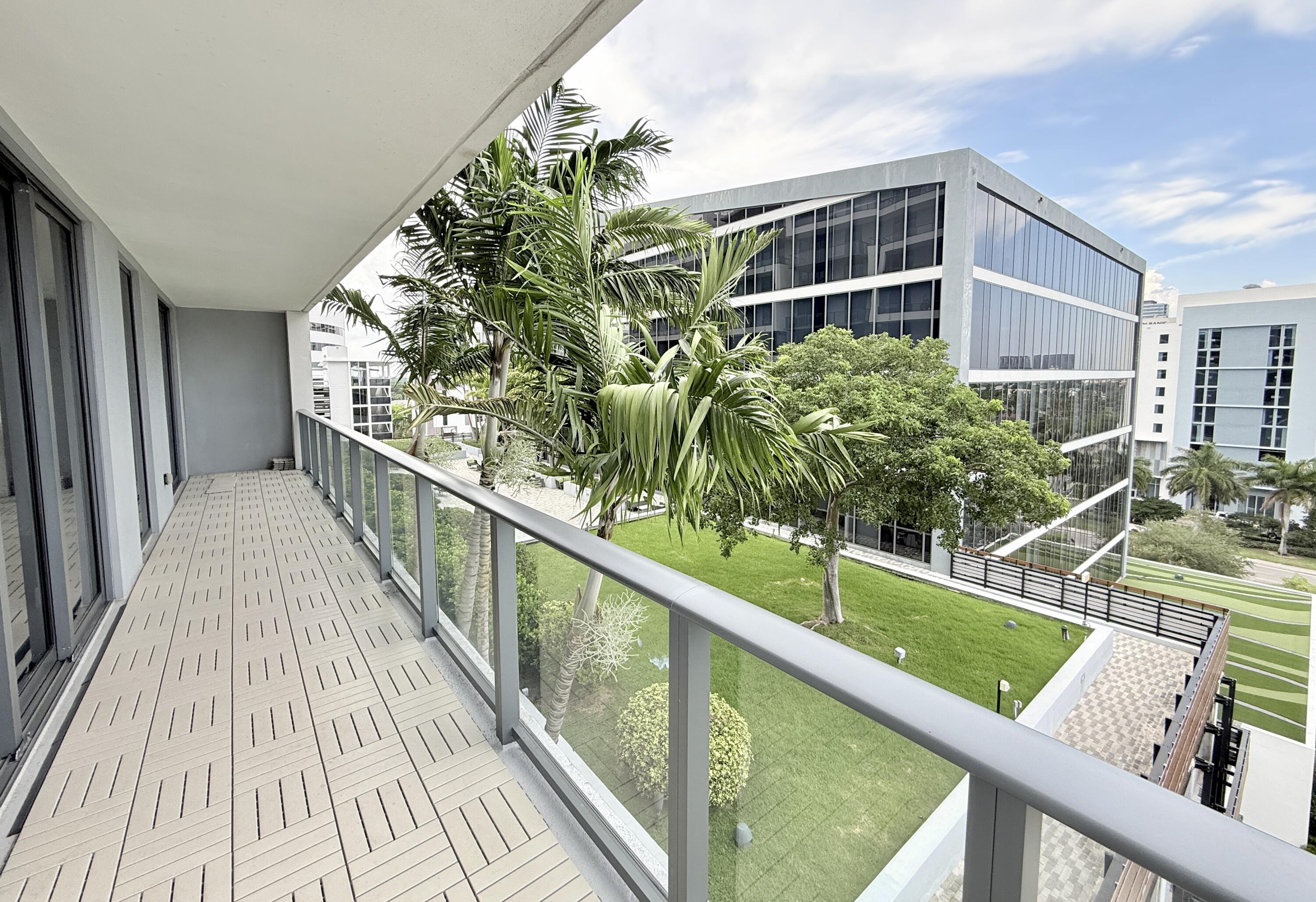 2960 NE 207TH #710, Aventura FL 33180