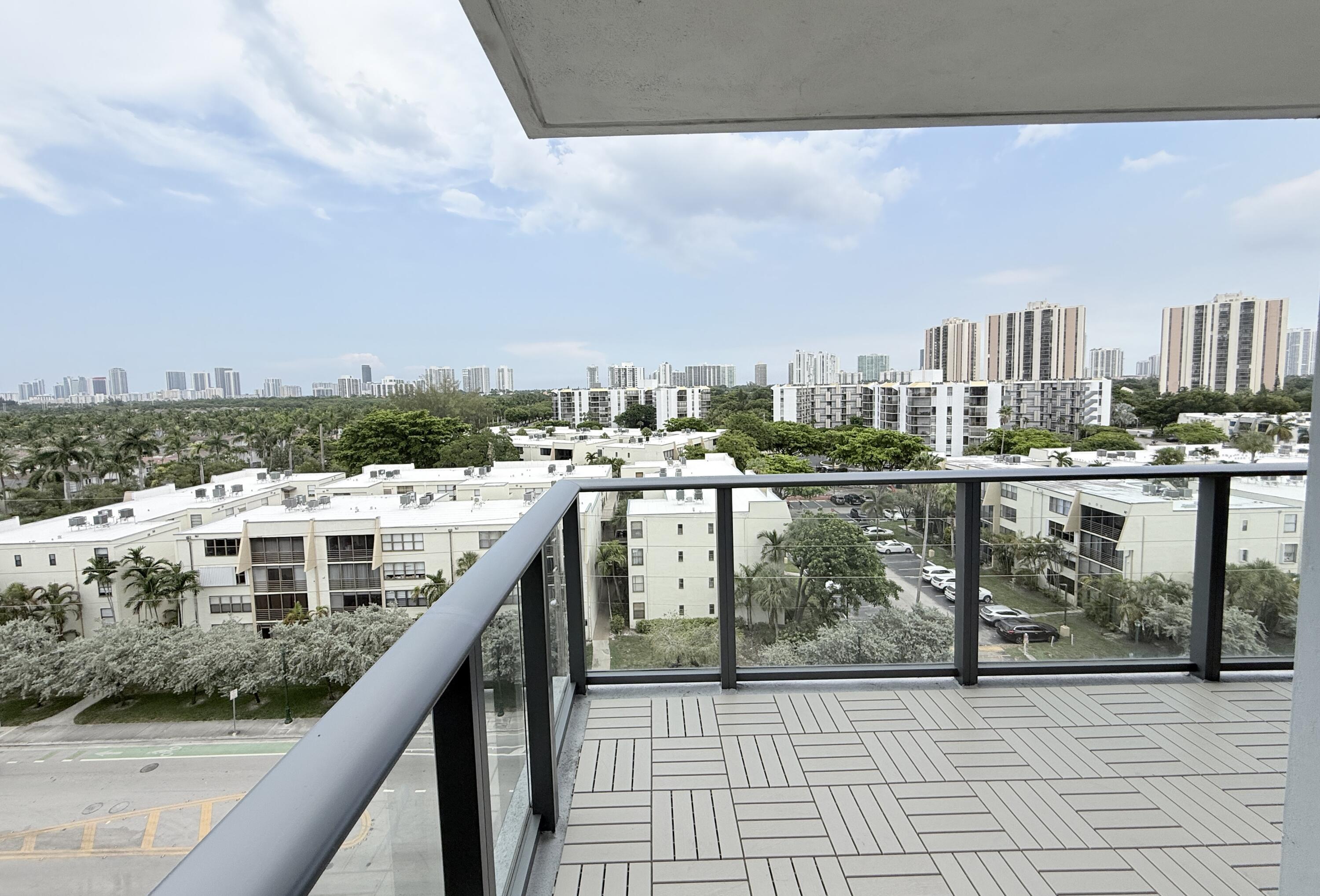 2960 NE 207TH #710, Aventura FL 33180
