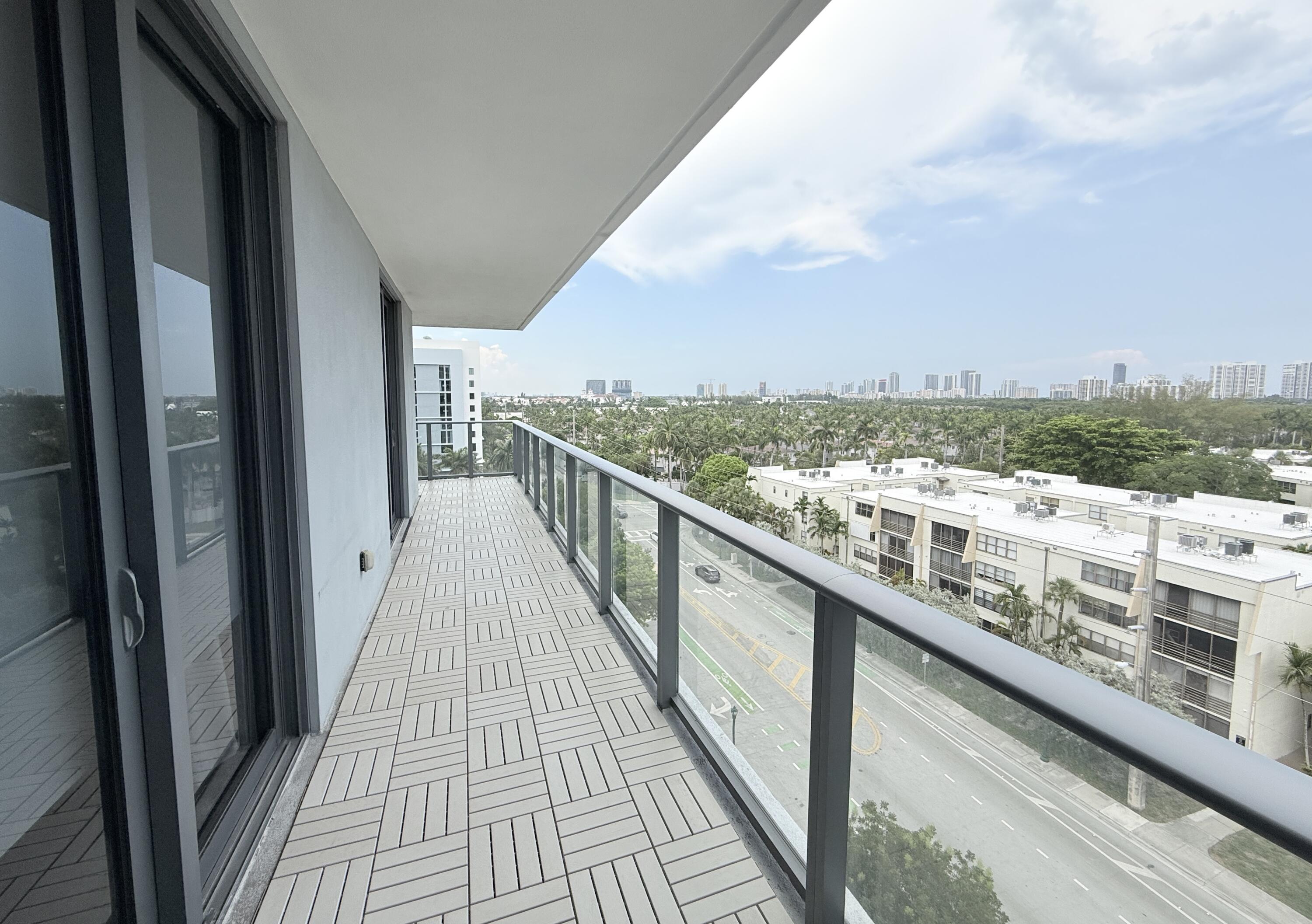 2960 NE 207TH #710, Aventura FL 33180