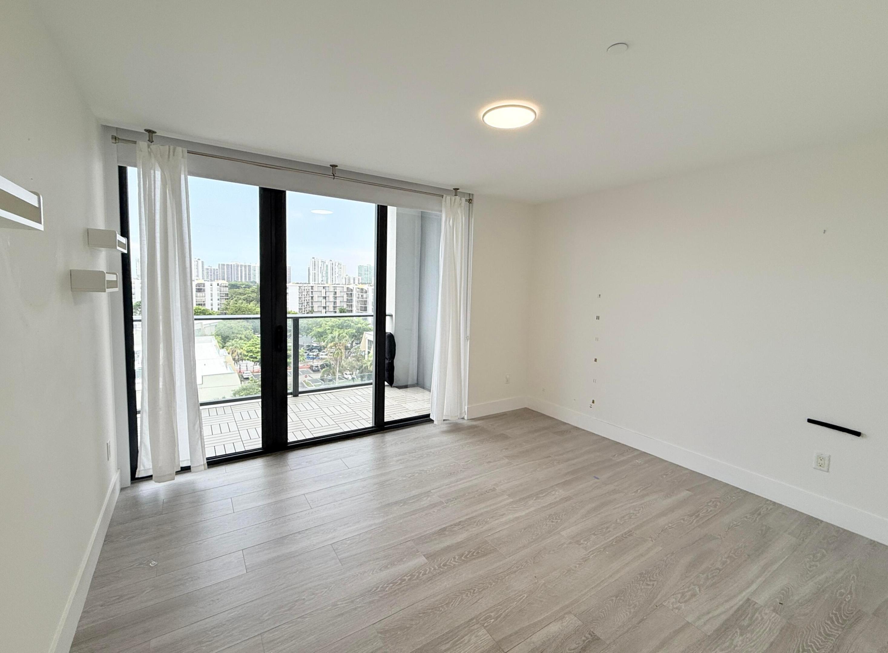 2960 NE 207TH #710, Aventura FL 33180