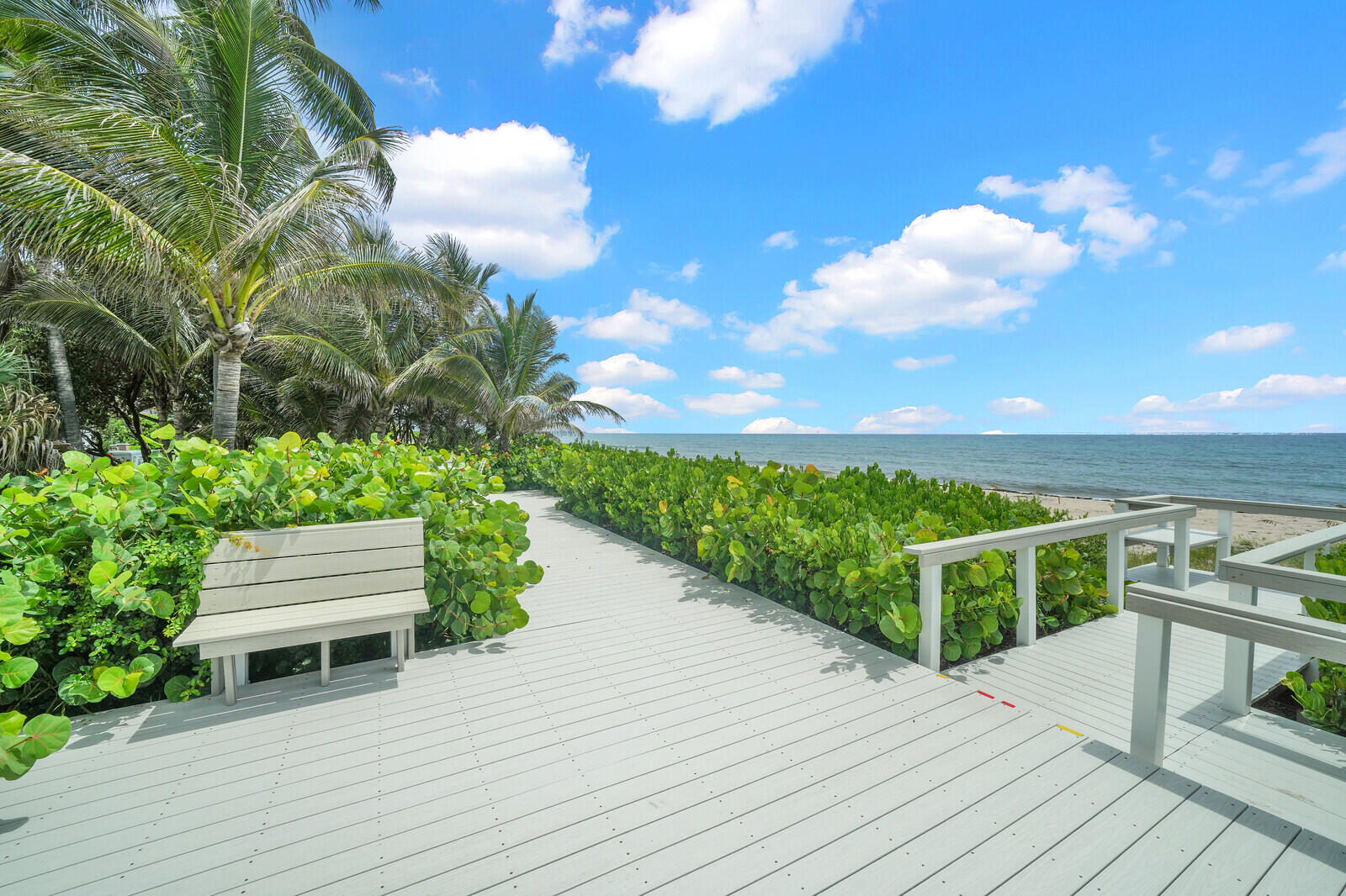 5500 OLD OCEAN #108, Ocean Ridge FL 33435