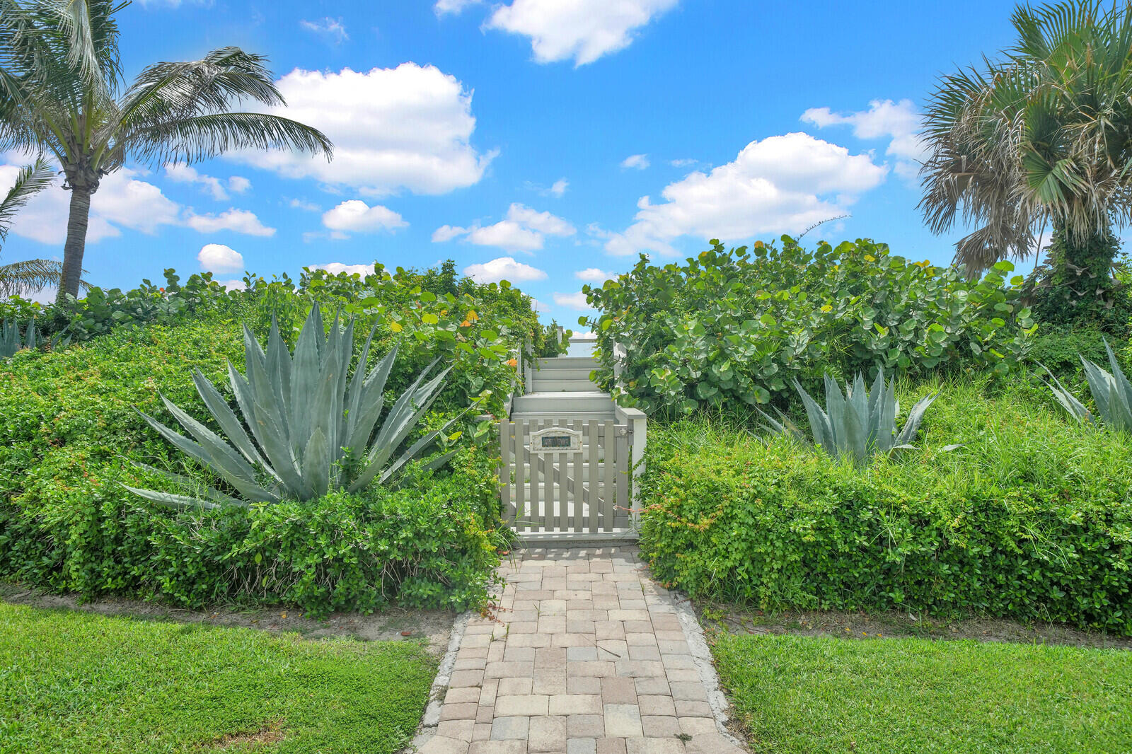 5500 OLD OCEAN #108, Ocean Ridge FL 33435