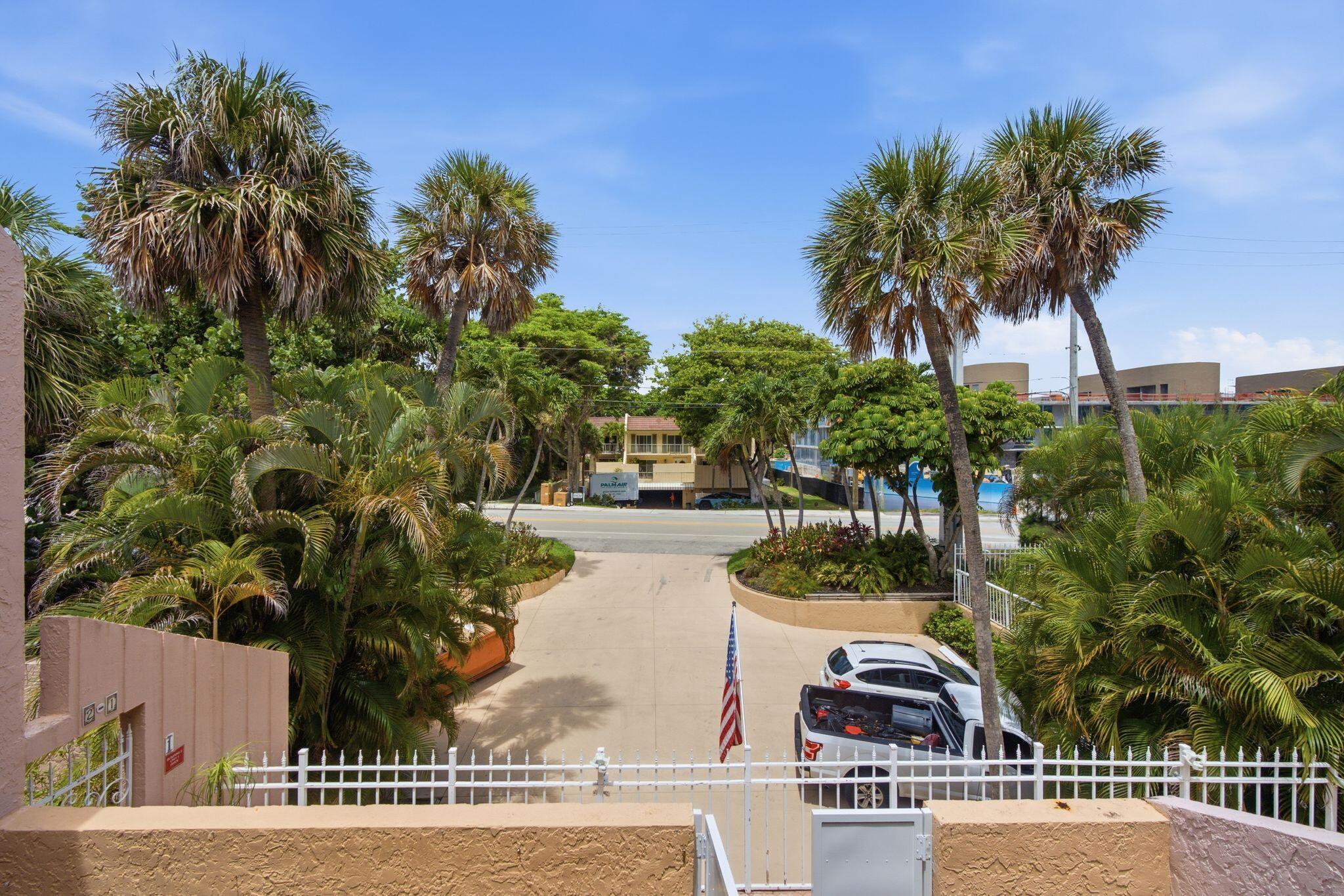 1173 HILLSBORO MILE #2-2, Hillsboro Beach FL 33062