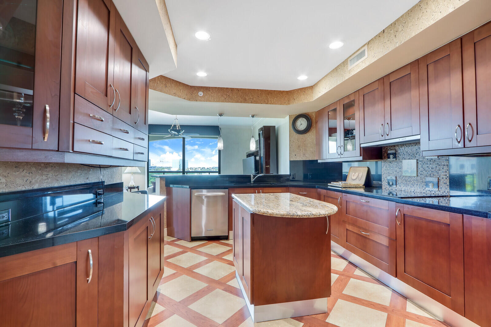 3630 GARDENS #501C, Palm Beach Gardens FL 33410