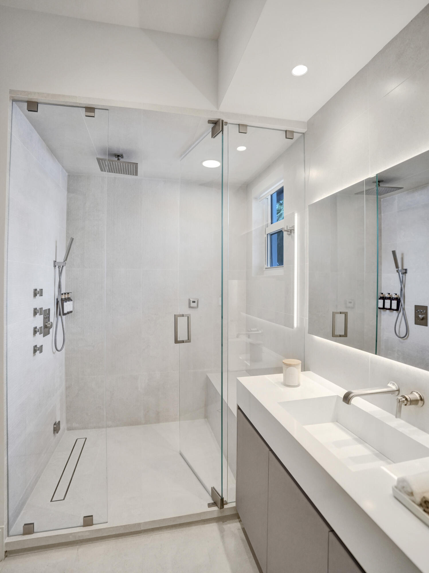 30 S COMPASS, Fort Lauderdale FL 33308