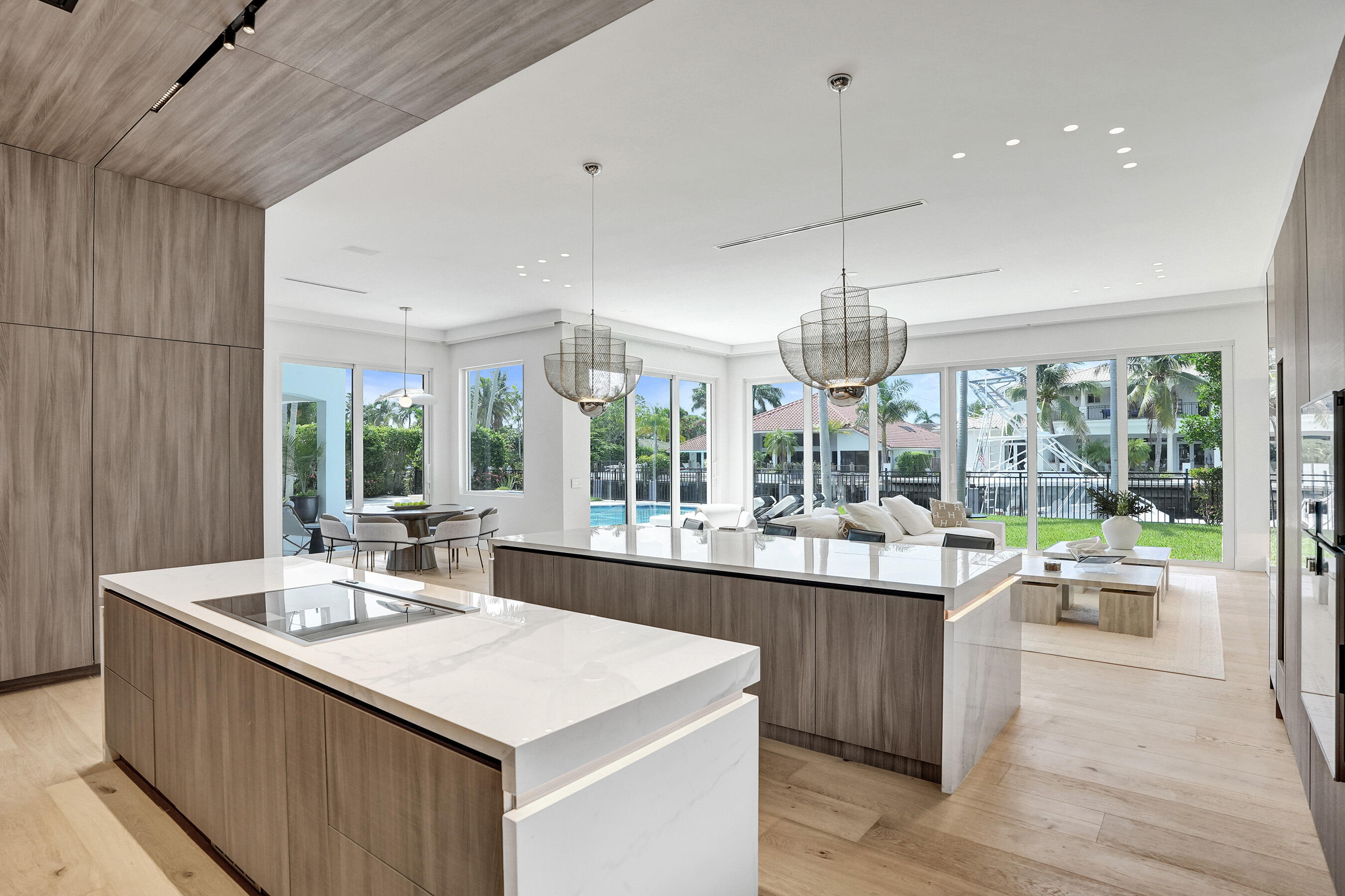 30 S COMPASS, Fort Lauderdale FL 33308