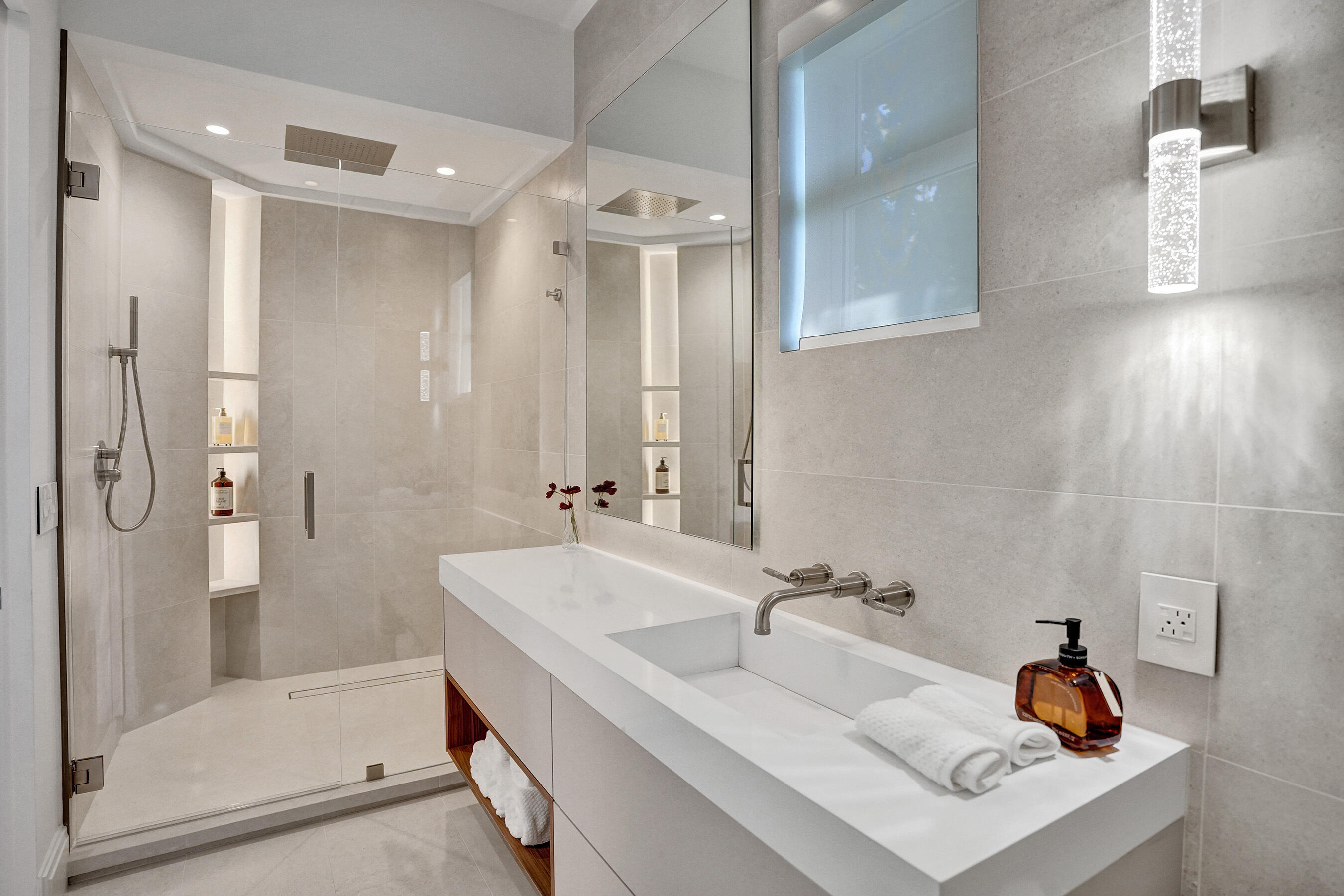 30 S COMPASS, Fort Lauderdale FL 33308