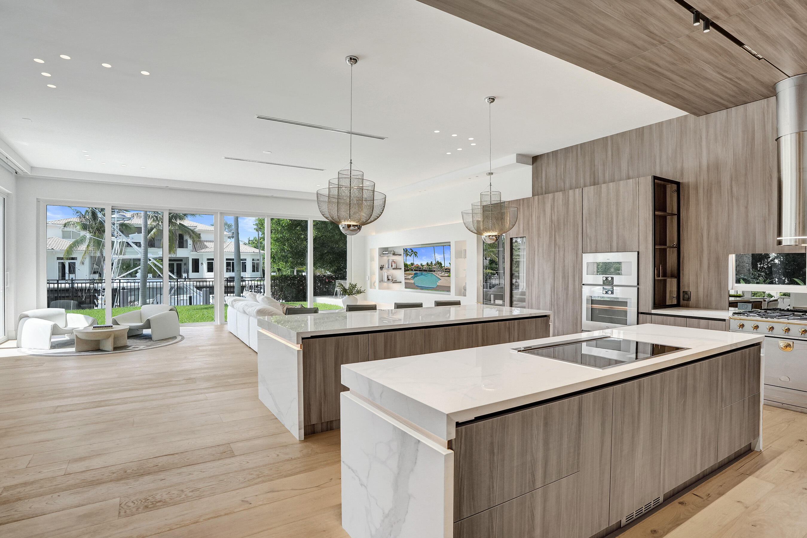 30 S COMPASS, Fort Lauderdale FL 33308
