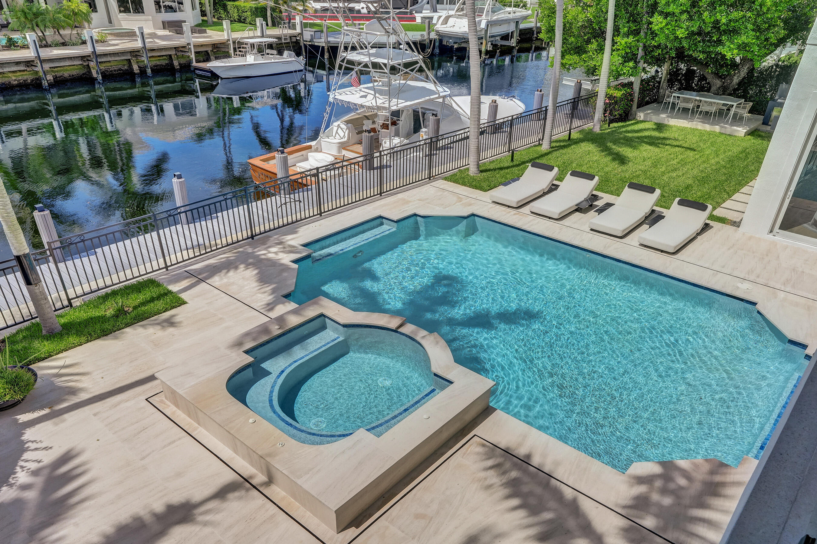 30 S COMPASS, Fort Lauderdale FL 33308