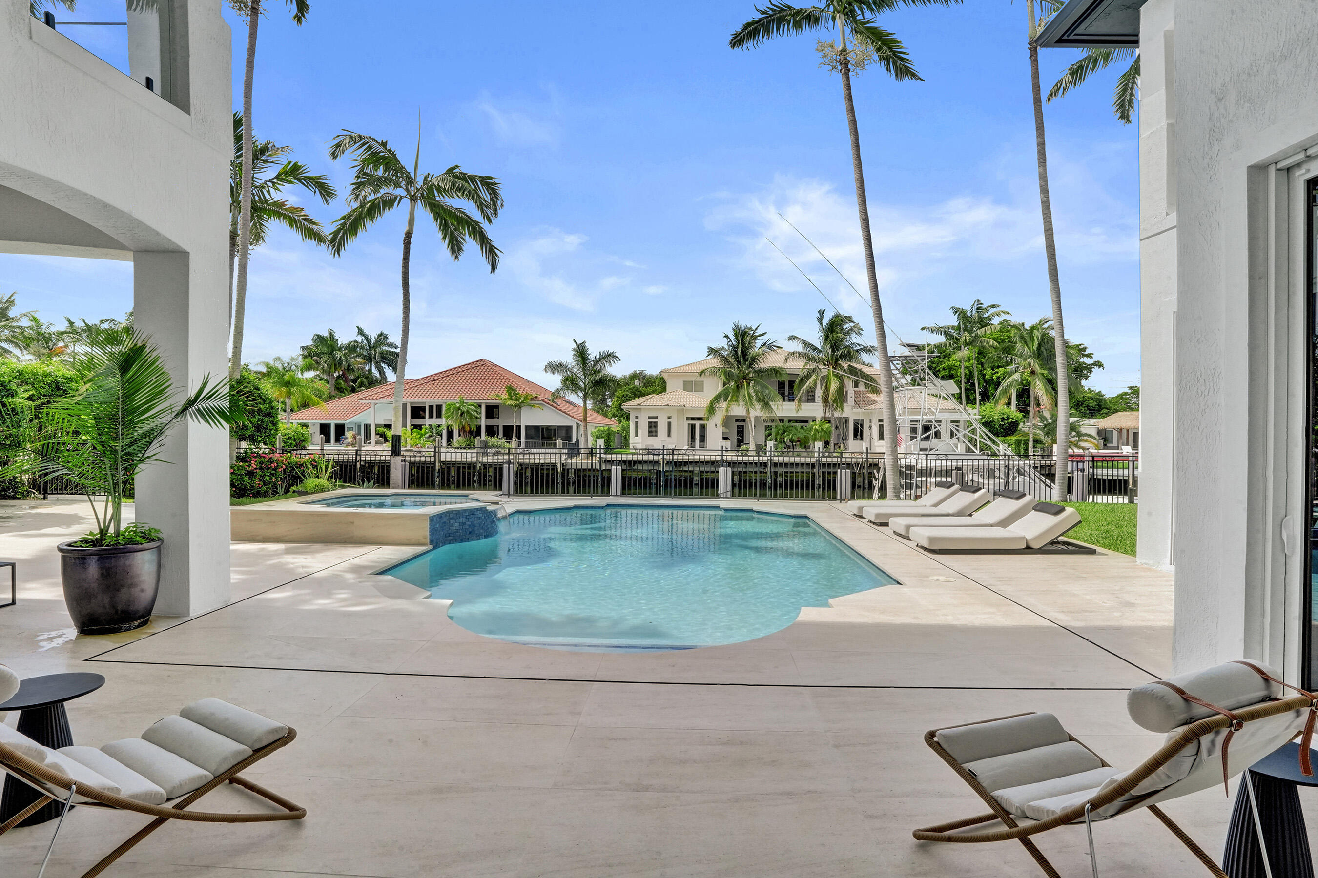 30 S COMPASS, Fort Lauderdale FL 33308
