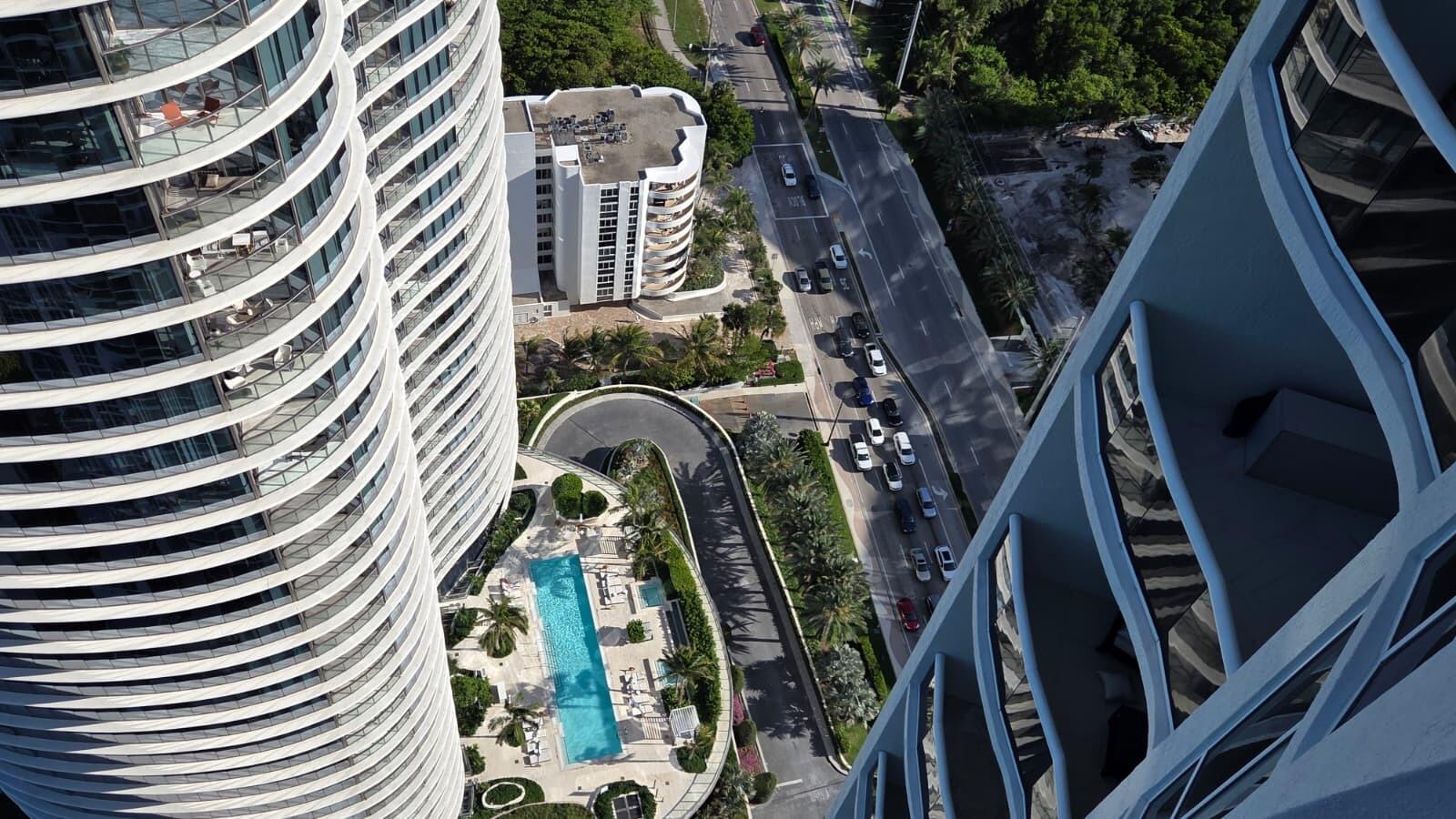 15811 COLLINS #3807, Sunny Isles Beach FL 33160