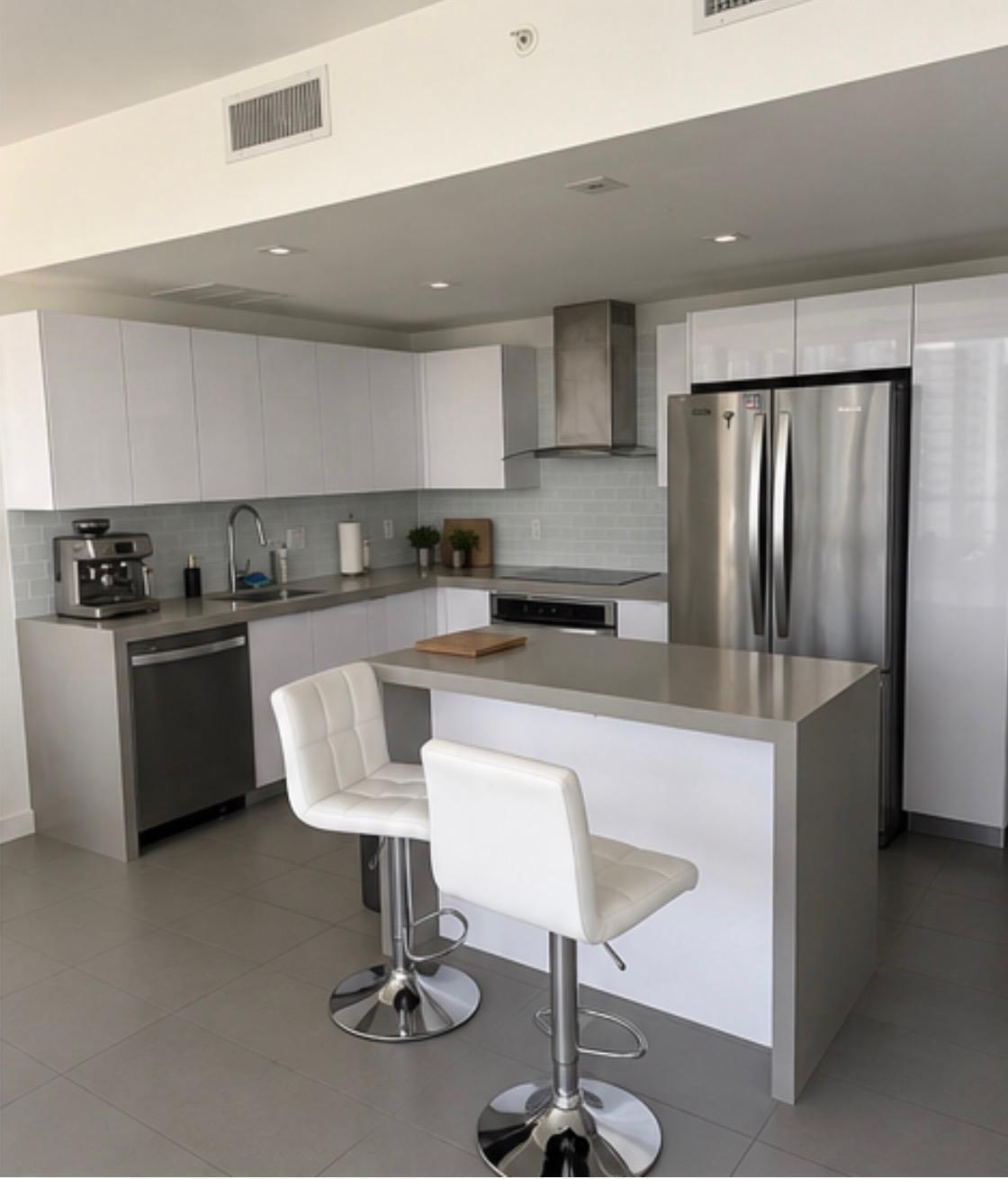 1600 NE 1st #2810, Miami FL 33132