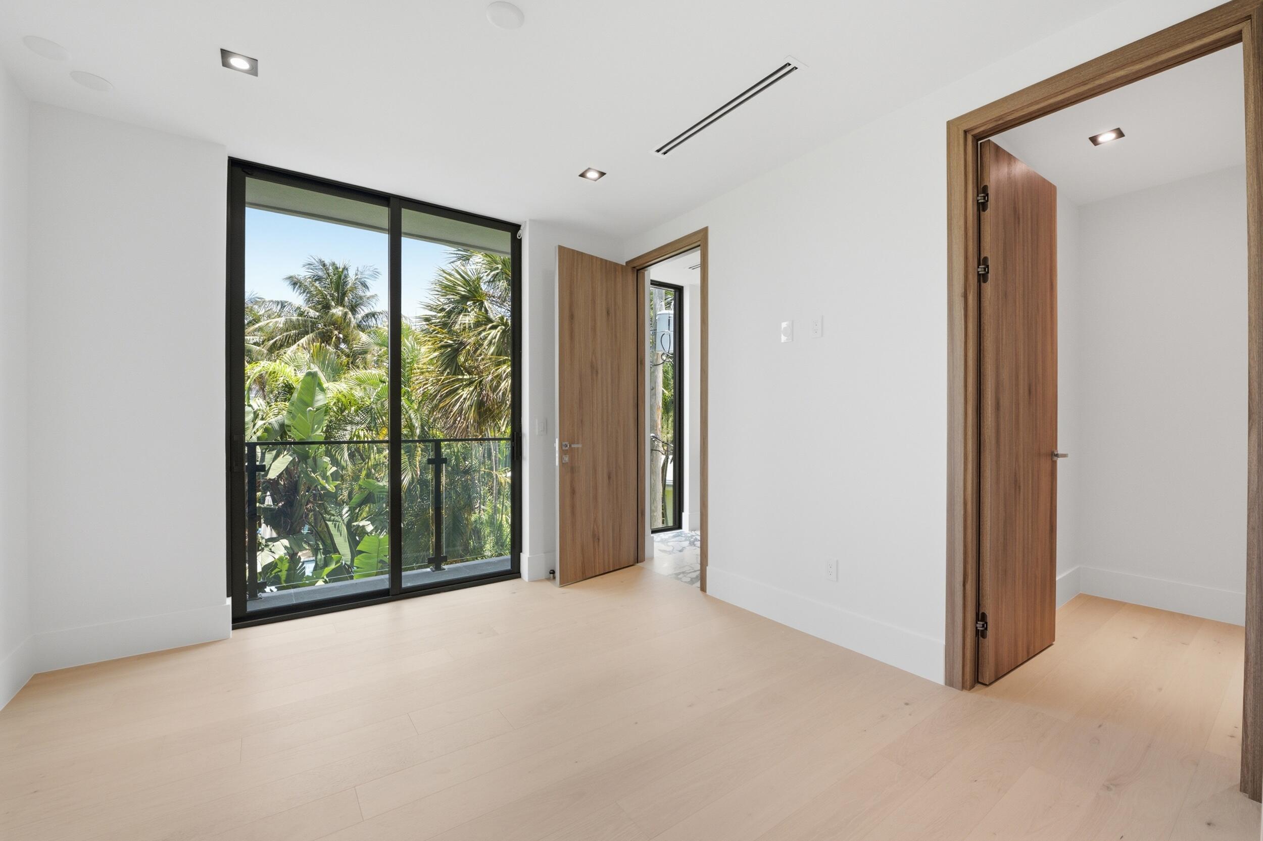 3209 NE 26TH, Fort Lauderdale FL 33305