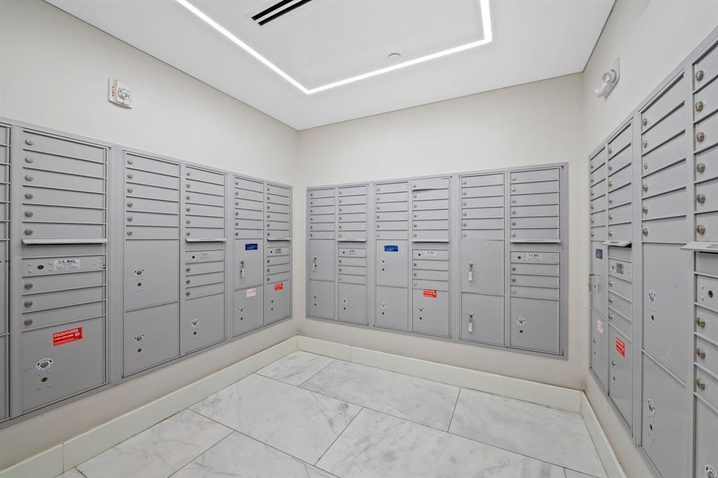 340 Sunset #405, Fort Lauderdale FL 33301