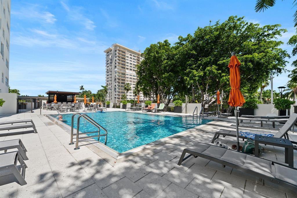 340 Sunset #405, Fort Lauderdale FL 33301
