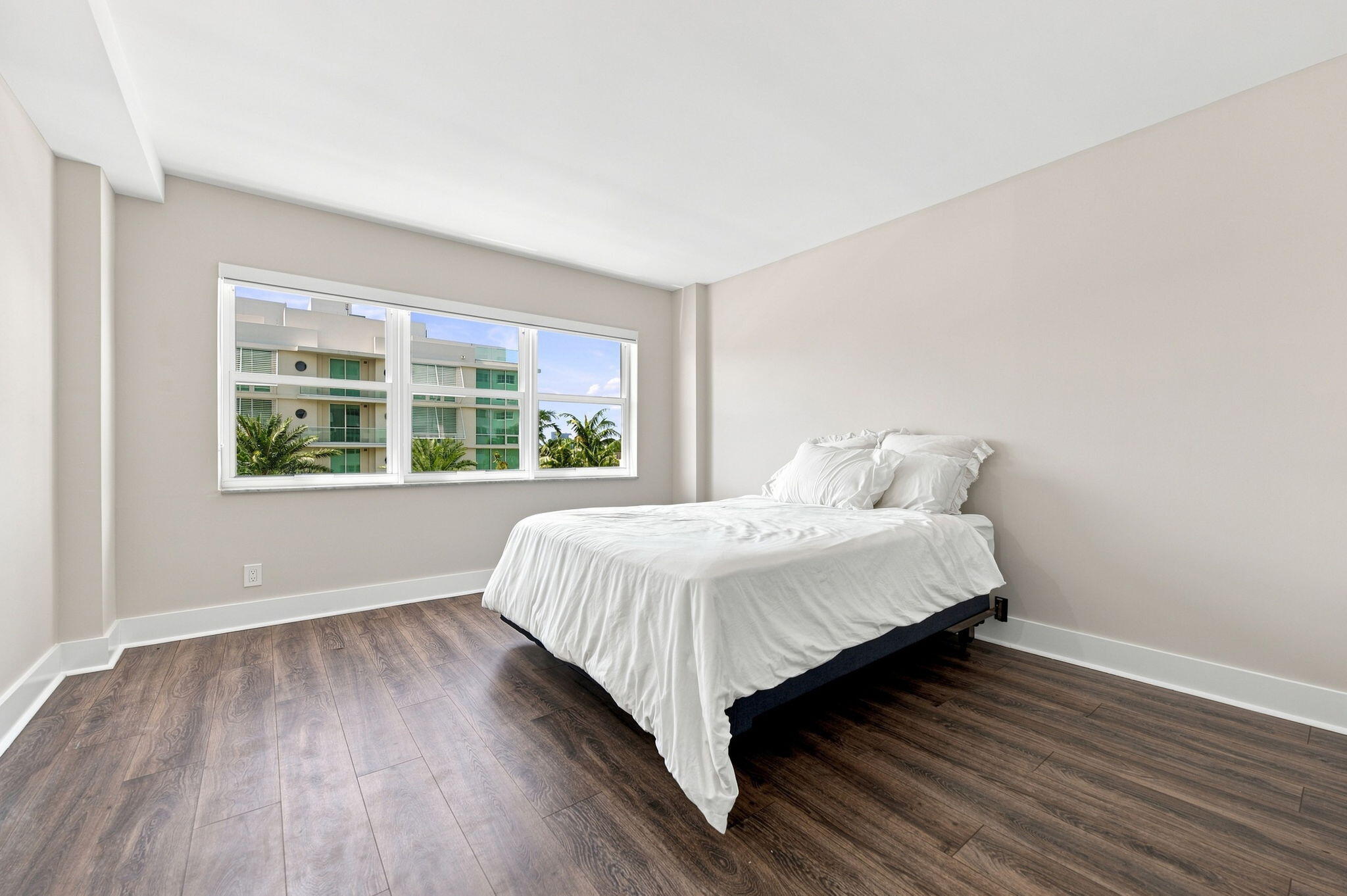 340 Sunset #405, Fort Lauderdale FL 33301