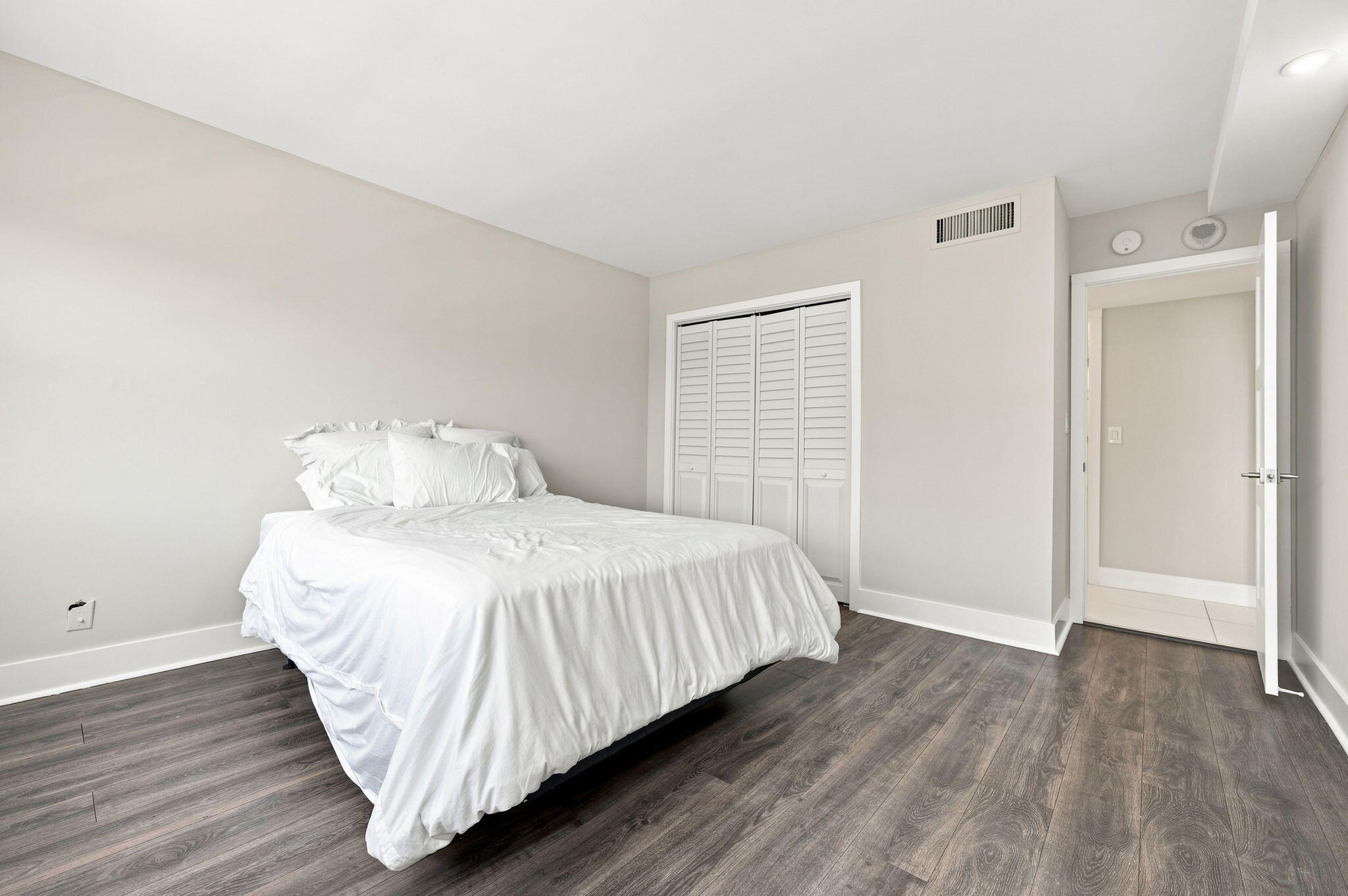 340 Sunset #405, Fort Lauderdale FL 33301