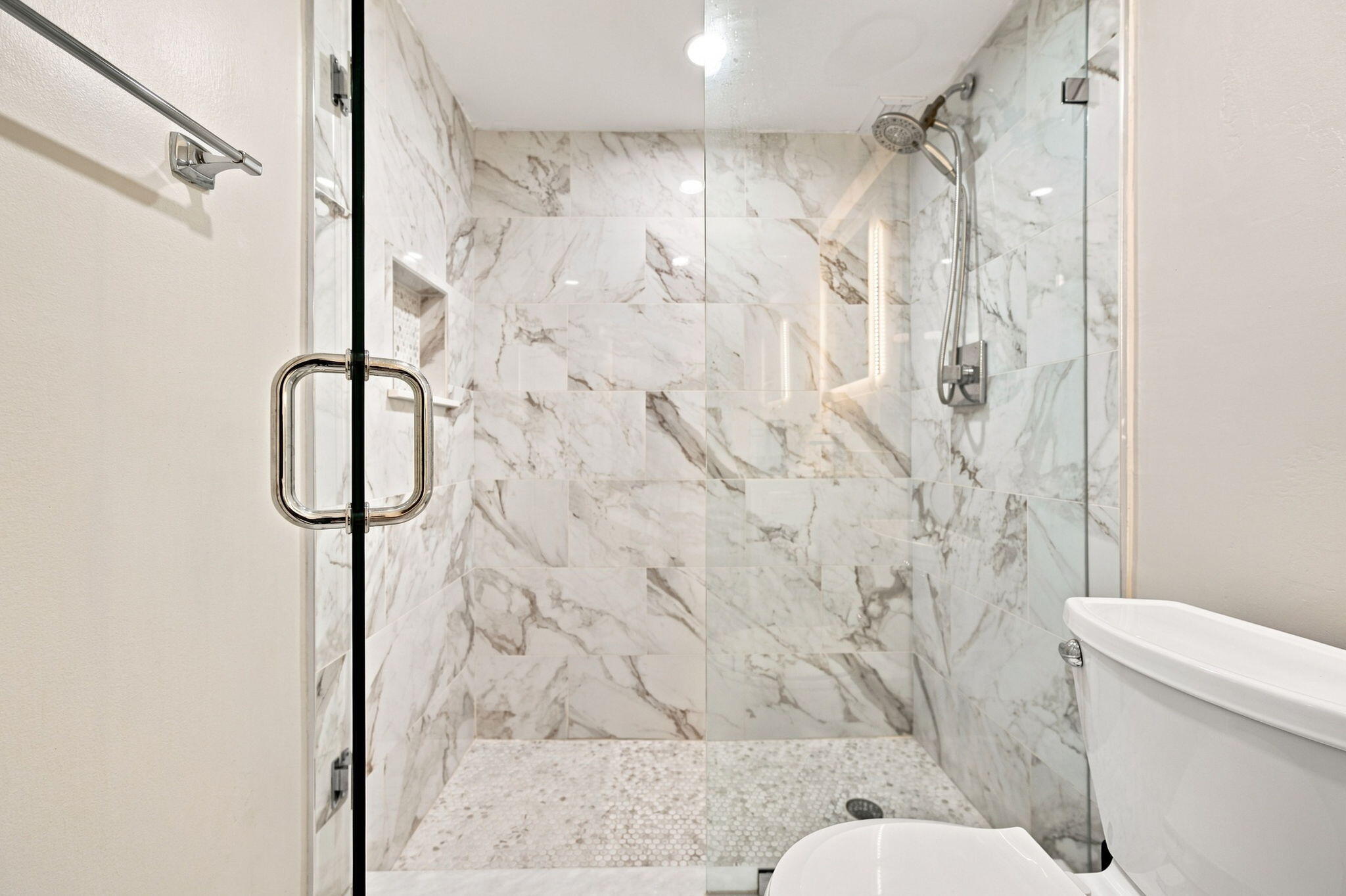 340 Sunset #405, Fort Lauderdale FL 33301
