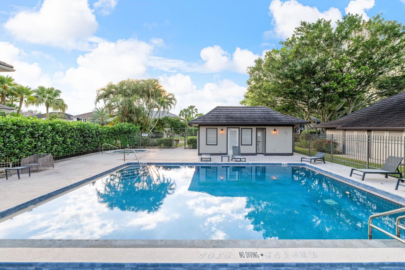 2785 Polo Island #J301 Penthouse, Wellington FL 33414