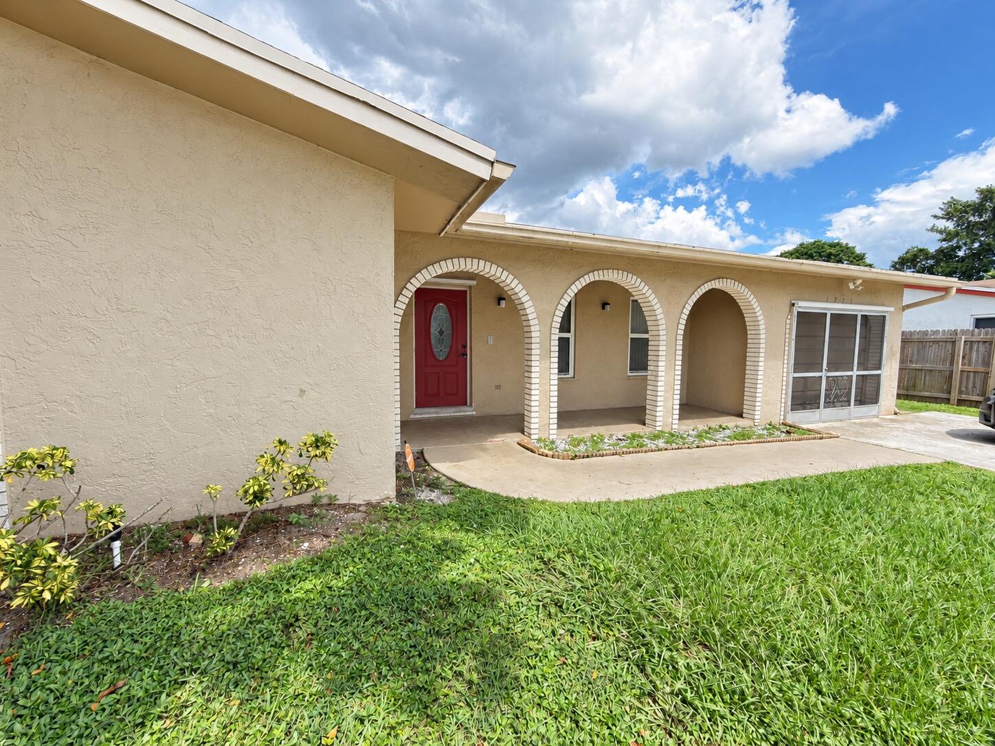 7975 NW 8TH, Margate FL 33063