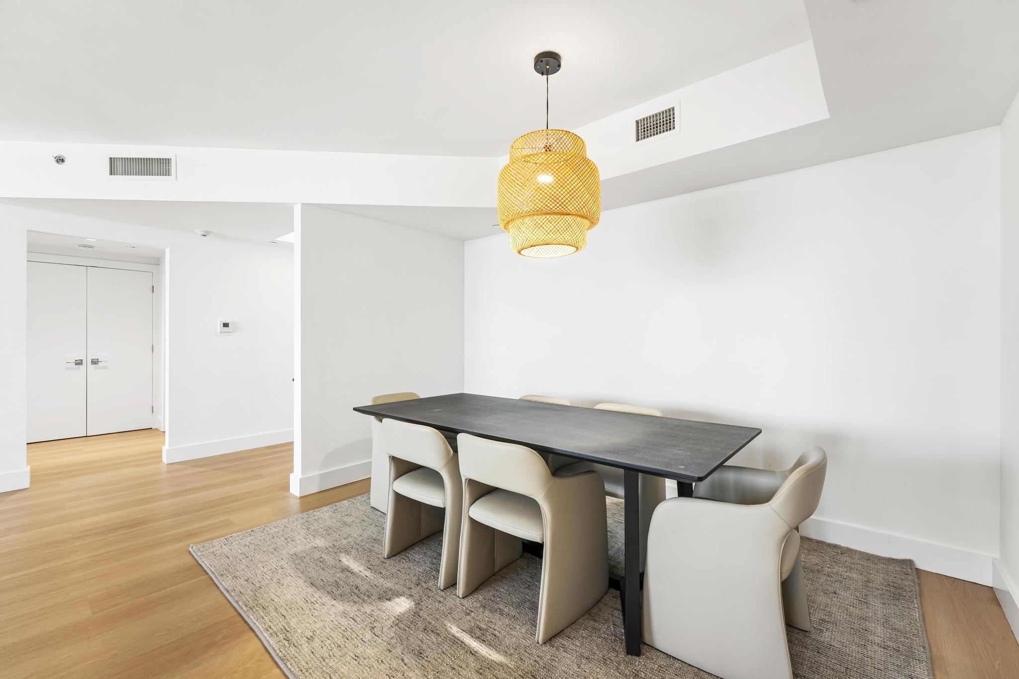 2000 ISLAND #903, Aventura FL 33160