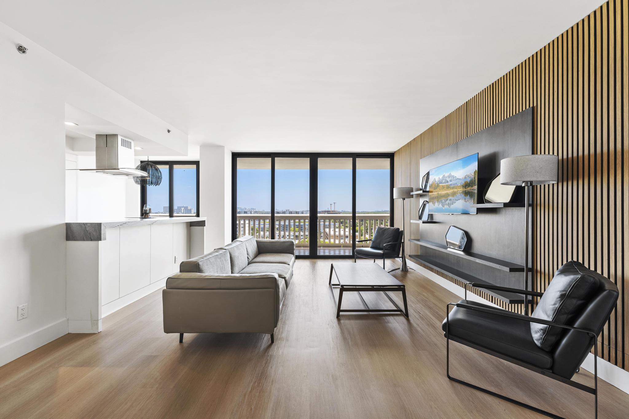 2000 ISLAND #903, Aventura FL 33160