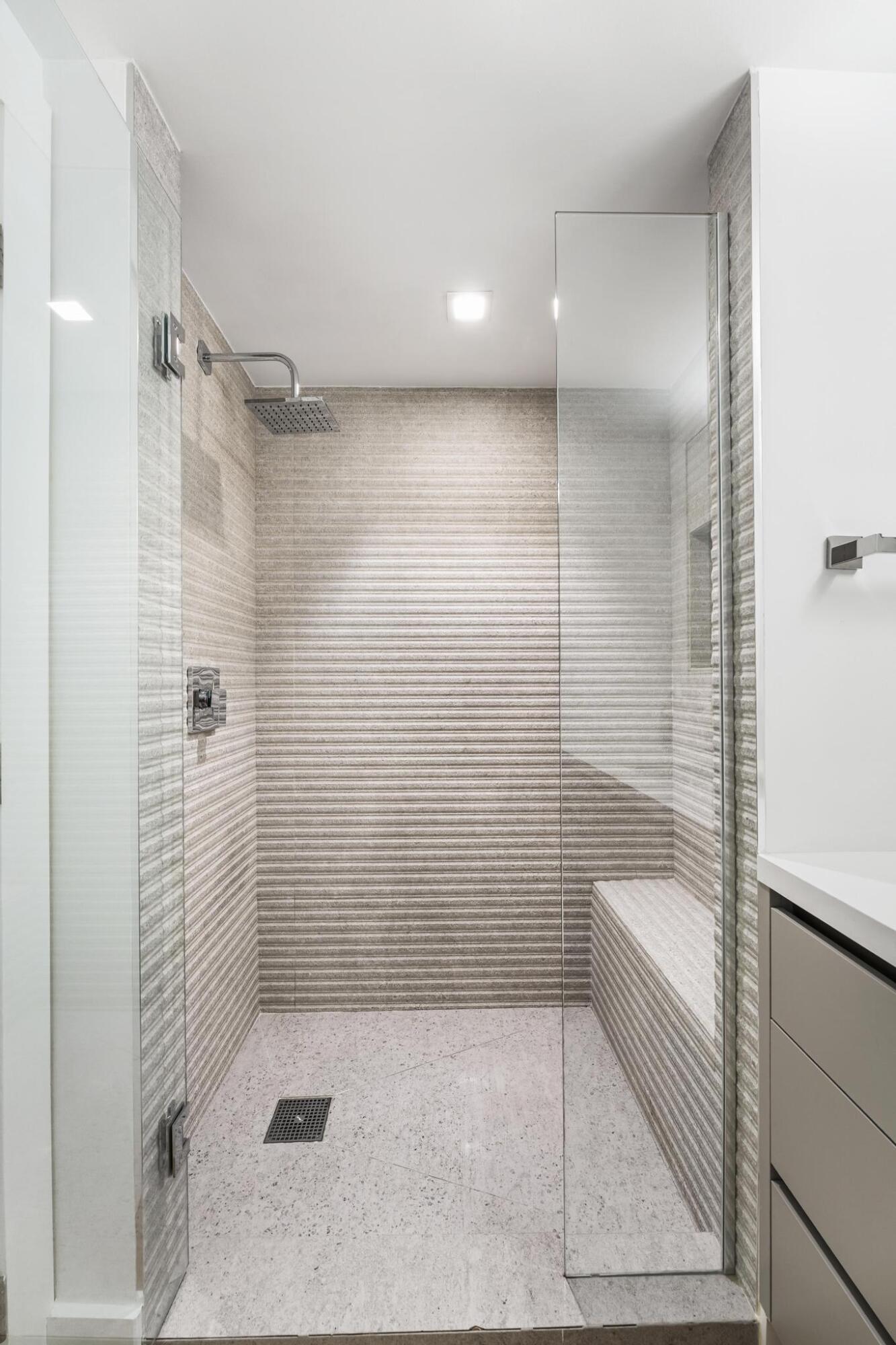 2000 ISLAND #903, Aventura FL 33160