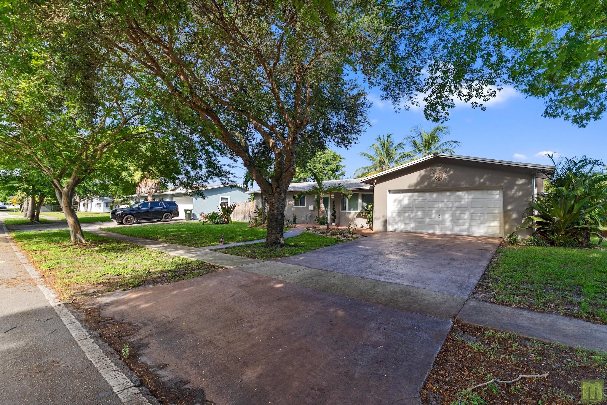 291 Lake, Coconut Creek FL 33066