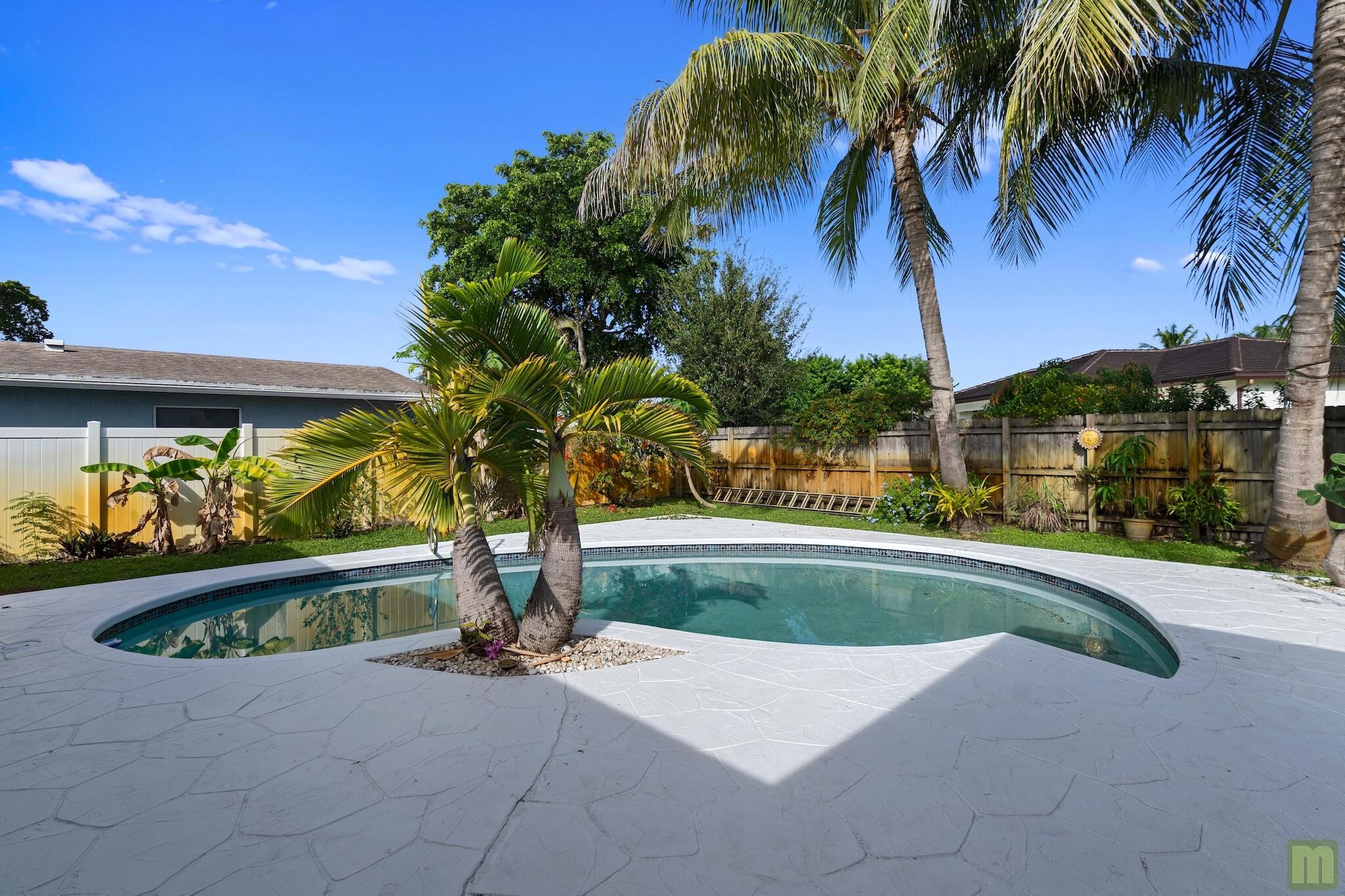 291 Lake, Coconut Creek FL 33066