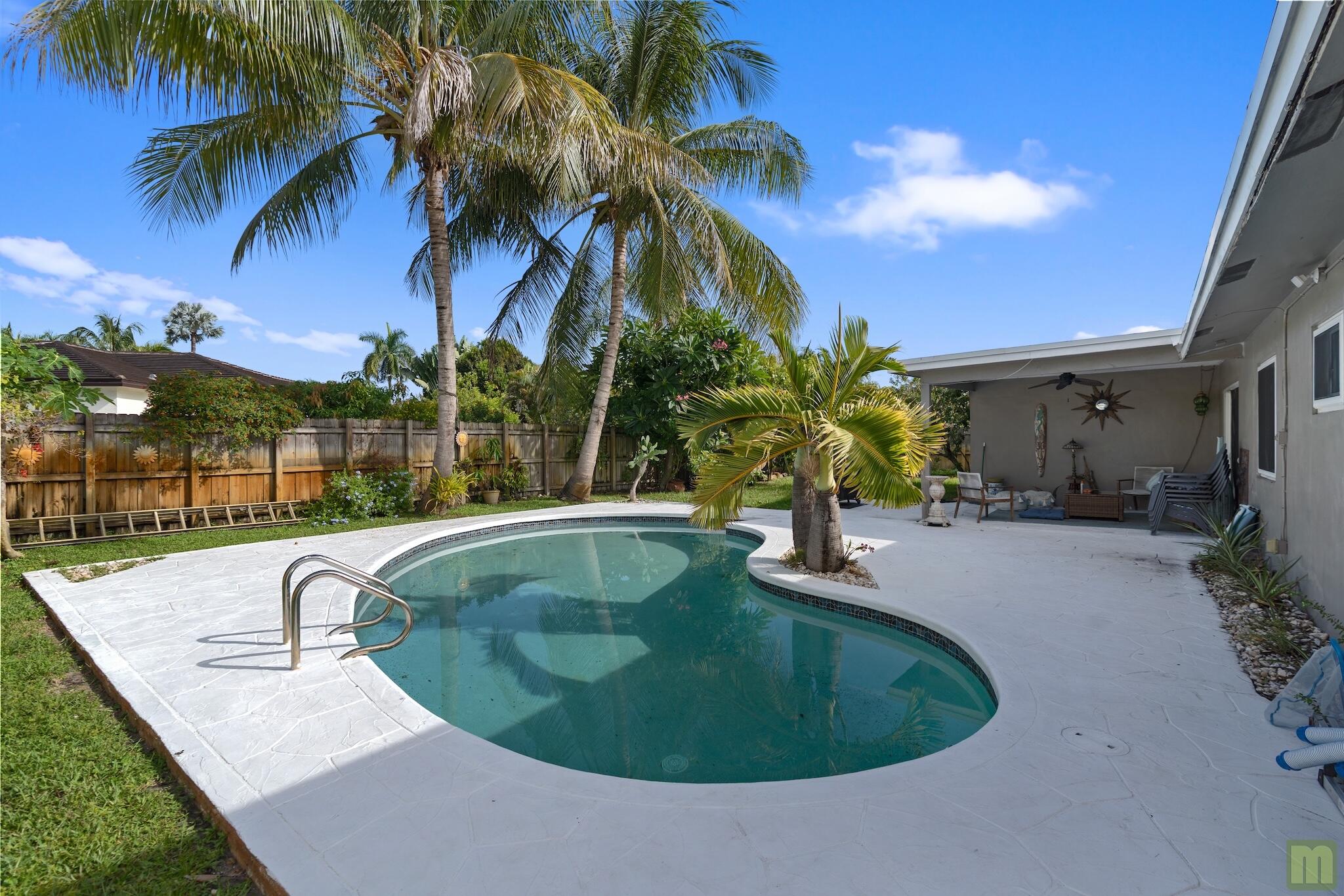 291 Lake, Coconut Creek FL 33066